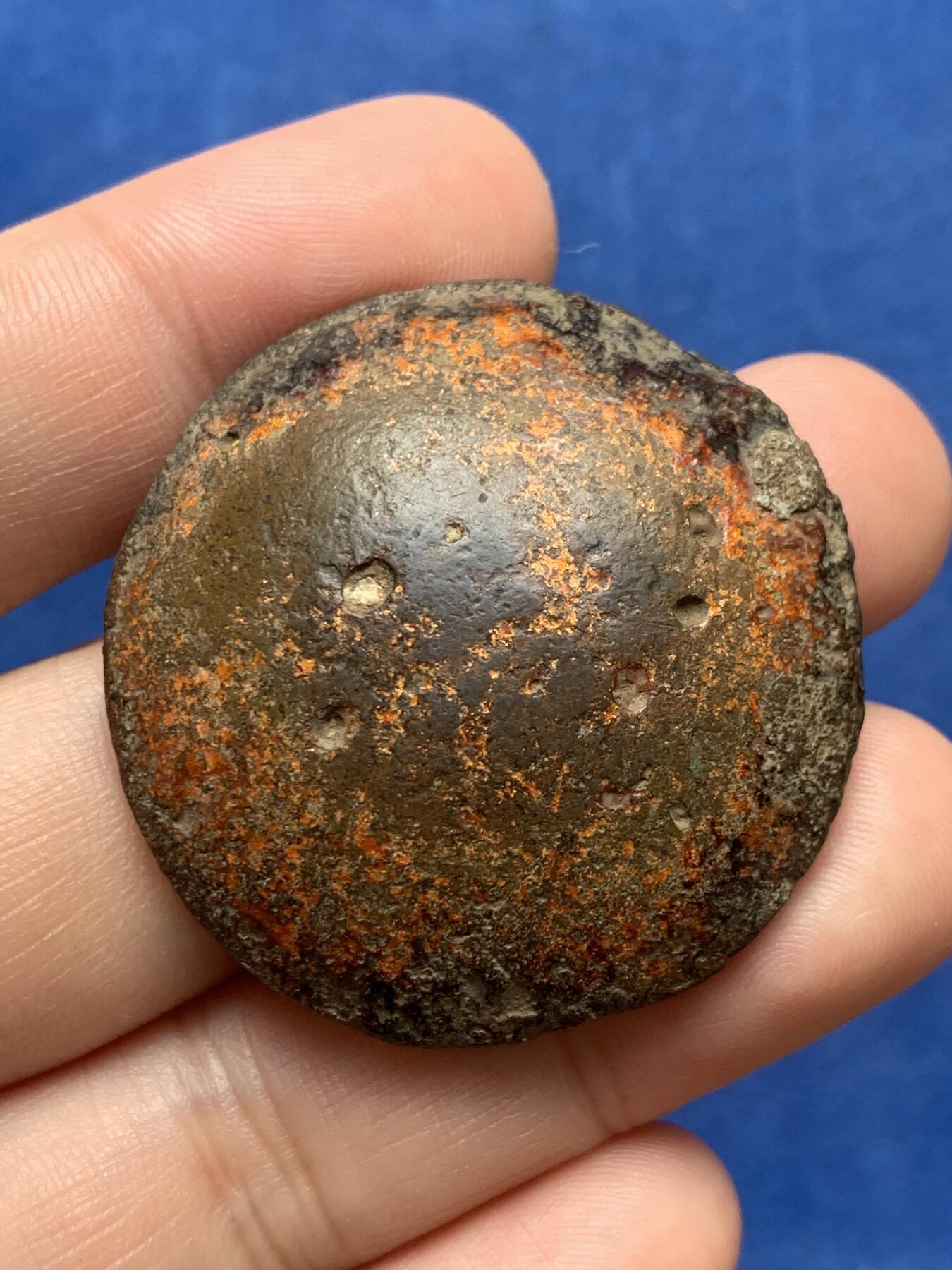 《竞宝斋》第292场- 周日，周一  2场连拍 （全场包邮） 泰北古国（兰纳王朝）银锭 掸泰语族（包括现今泰国的泰族）自古居住在中南半岛的北部nan tok银锭  16-18世纪 41.7毫米 64.5克