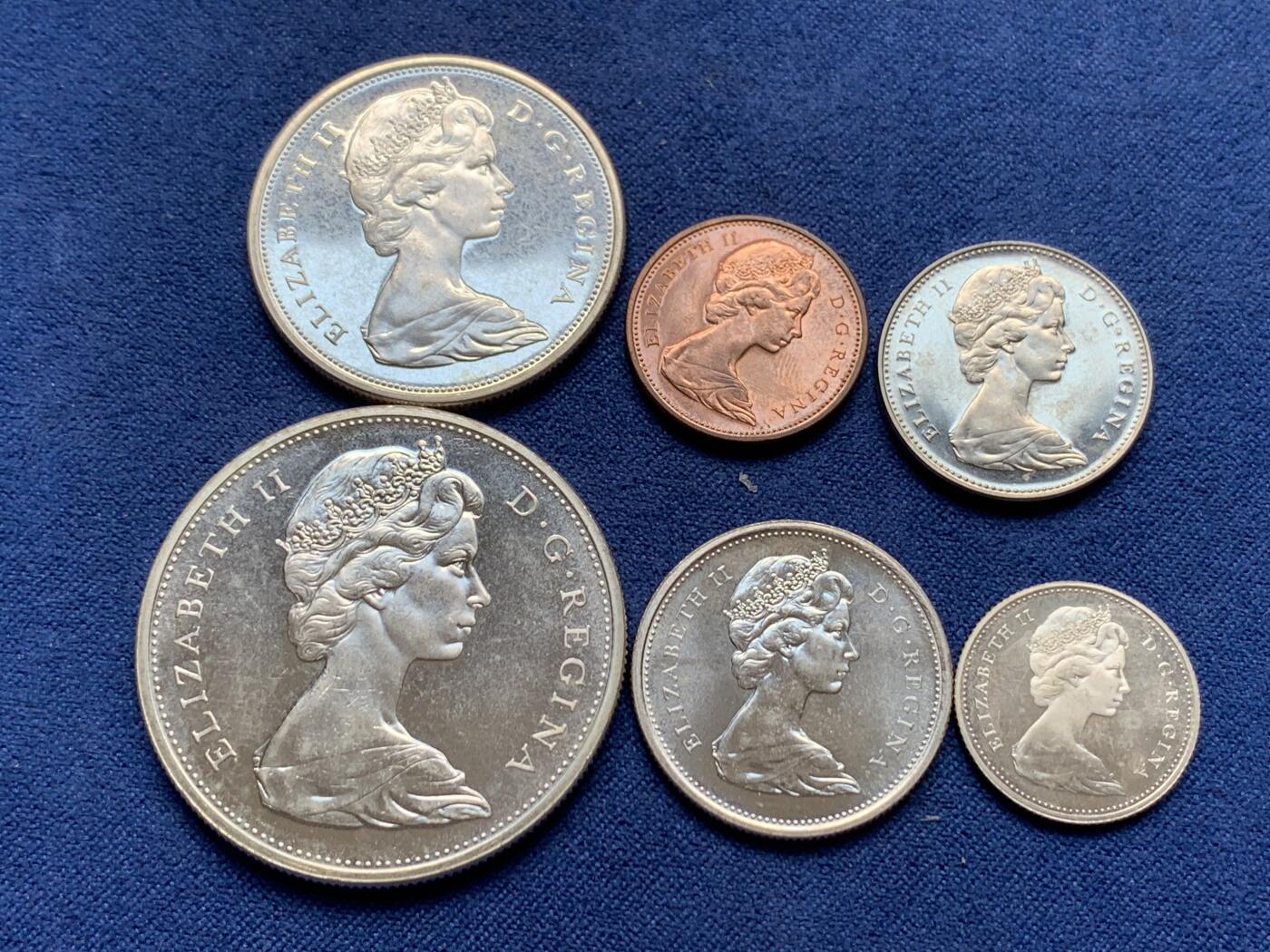 《竞宝斋》第292场- 周日，周一  2场连拍 （全场包邮） 加拿大1965银套币 四银