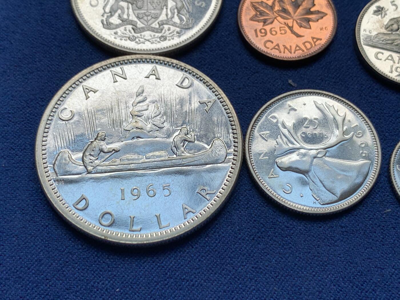 《竞宝斋》第292场- 周日，周一  2场连拍 （全场包邮） 加拿大1965银套币 四银