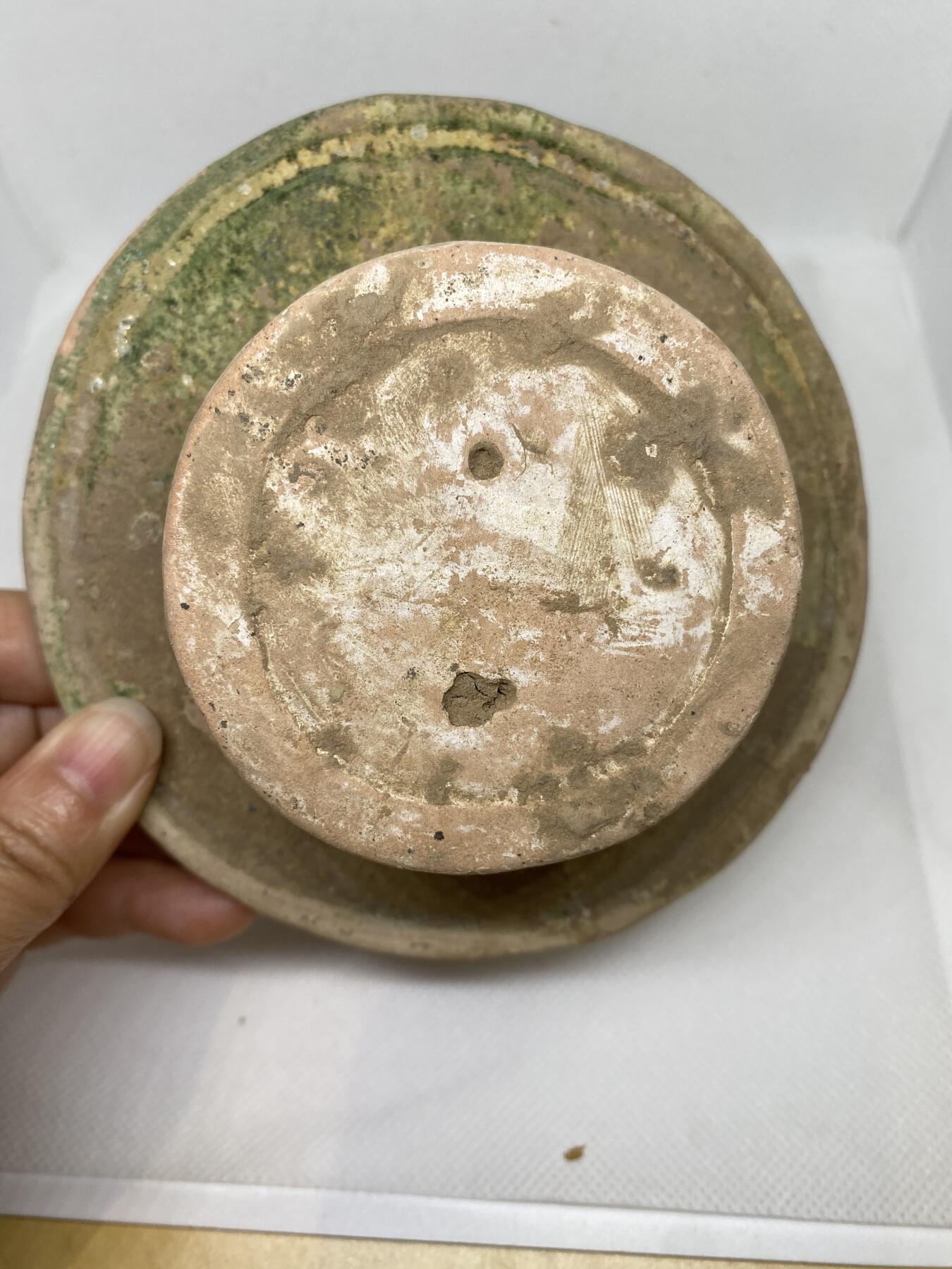 老陶绿釉磨盘，高10厘米，品相如图，350包快递