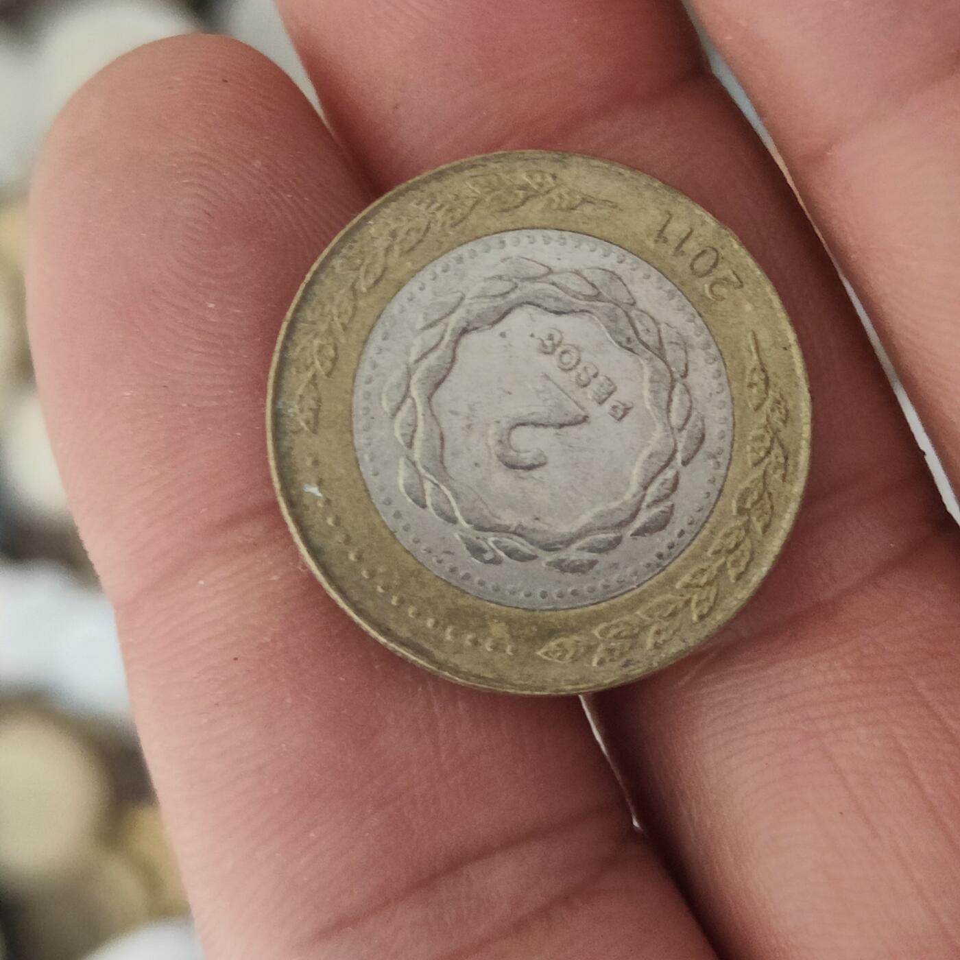 英雄古币捡漏专场第一期无押金可累计捡漏，全场50包邮，偏远地区除外。 阿根廷