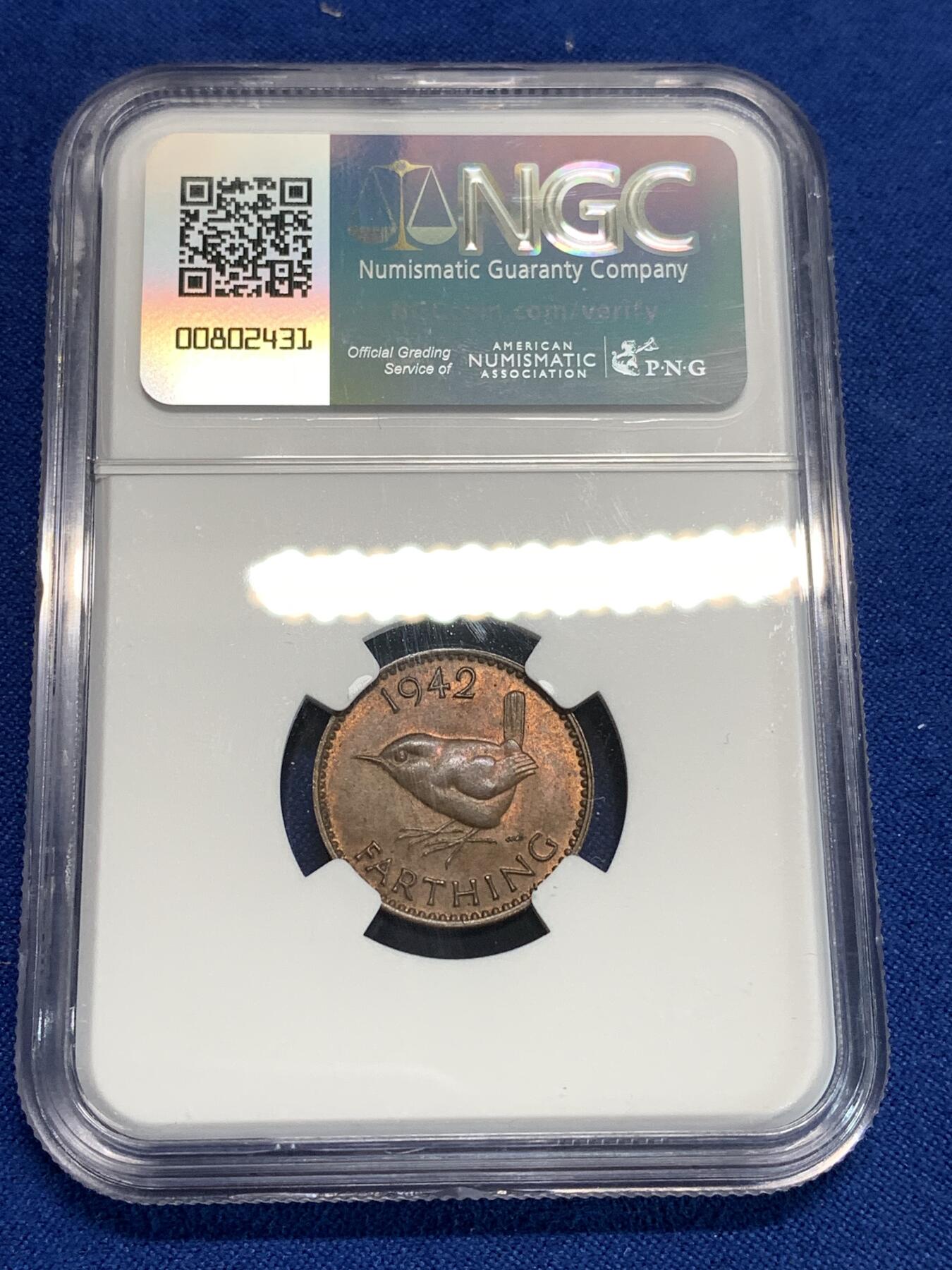 《竞宝斋》第292场- 周日，周一  2场连拍 （全场包邮） NGC MS64BN 英国1942年乔六1/4便士小鸟铜币