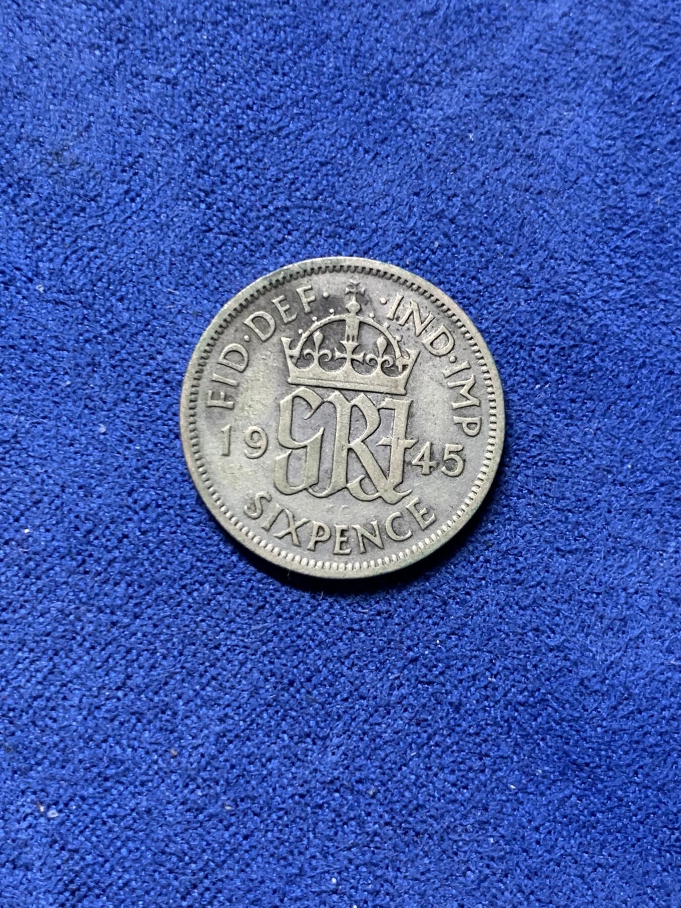 《竞宝斋》第292场- 周日，周一  2场连拍 （全场包邮） 两枚一组 1945年6便士+1940年3便士