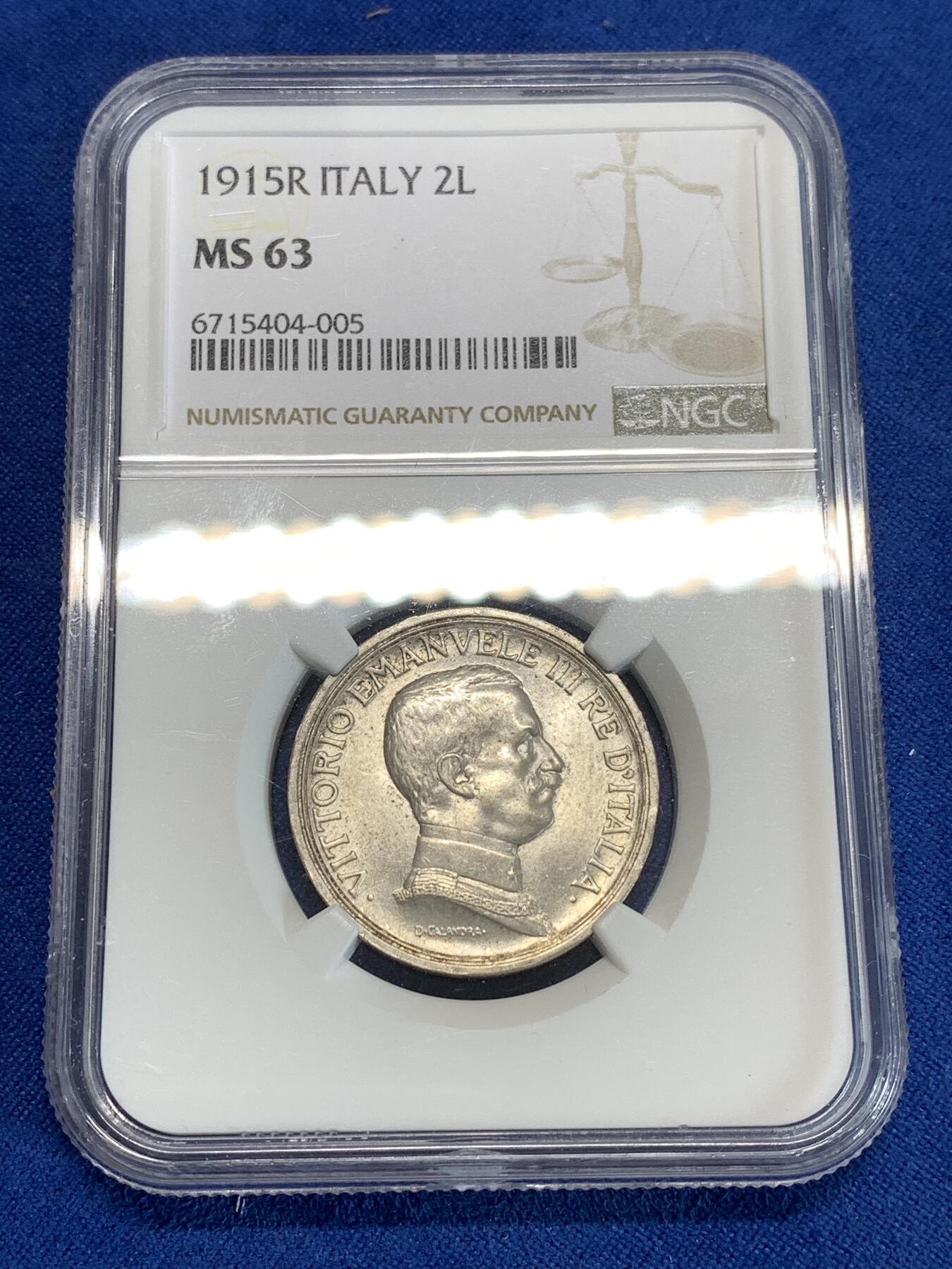 《竞宝斋》第292场- 周日，周一  2场连拍 （全场包邮） NGC MS63 意大利1915R埃曼努埃莱三世四驾马车2里拉银币