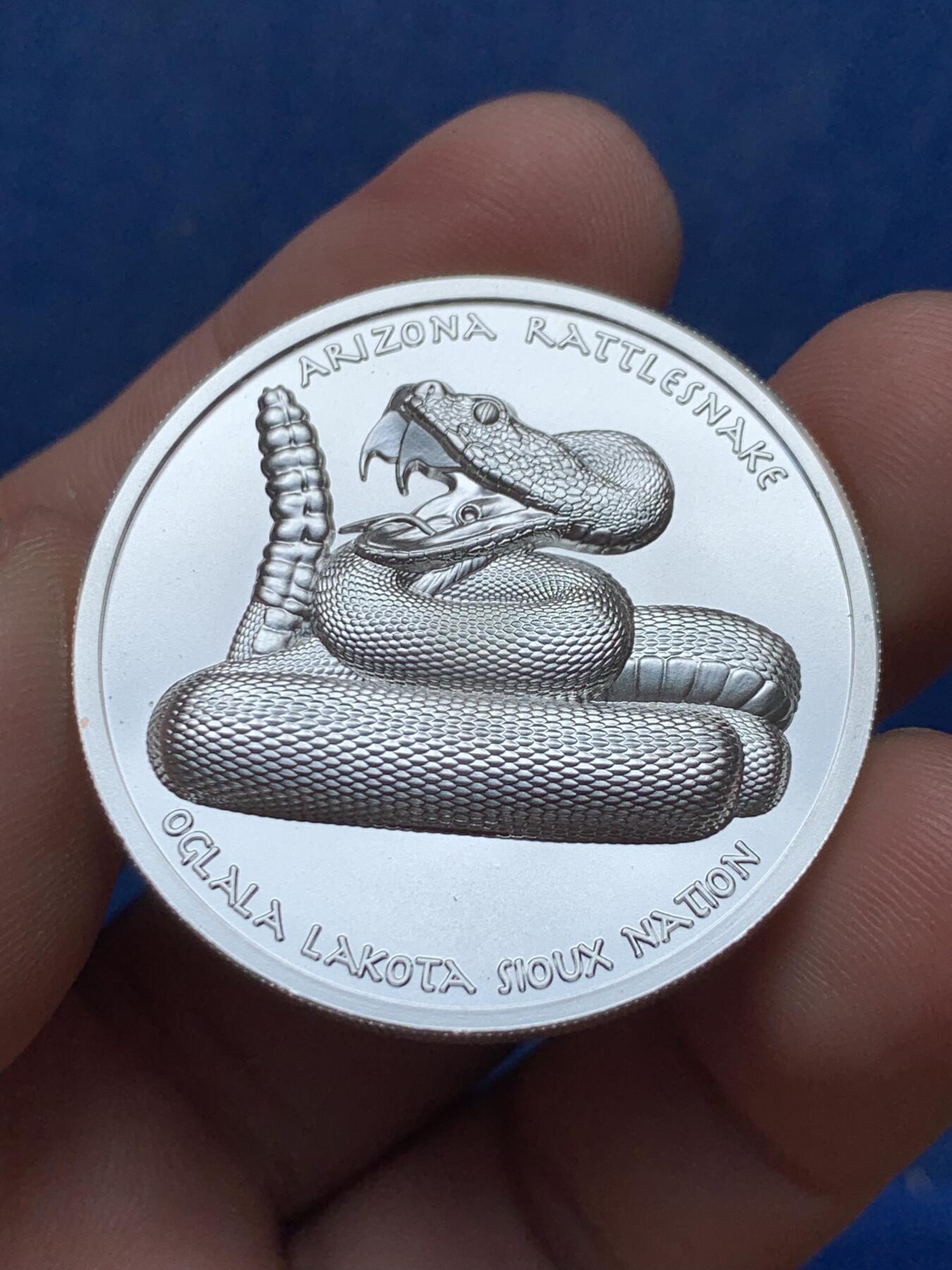 《竞宝斋》第292场- 周日，周一  2场连拍 （全场包邮） 美国2022年发行的印第安酋长系列2“杰罗尼莫”1美元纪念银币 1盎司 超高浮雕工艺 限量2500枚