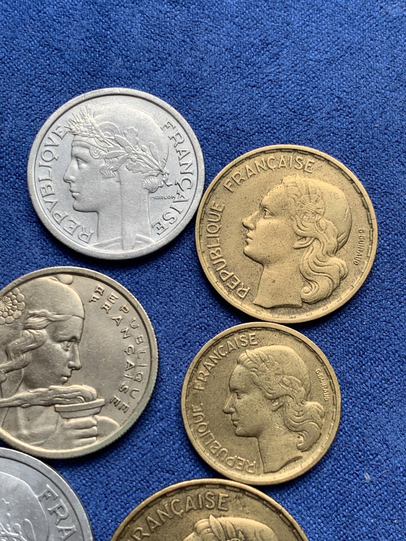 《竞宝斋》第292场- 周日，周一  2场连拍 （全场包邮） 法国 6枚装 早期硬币