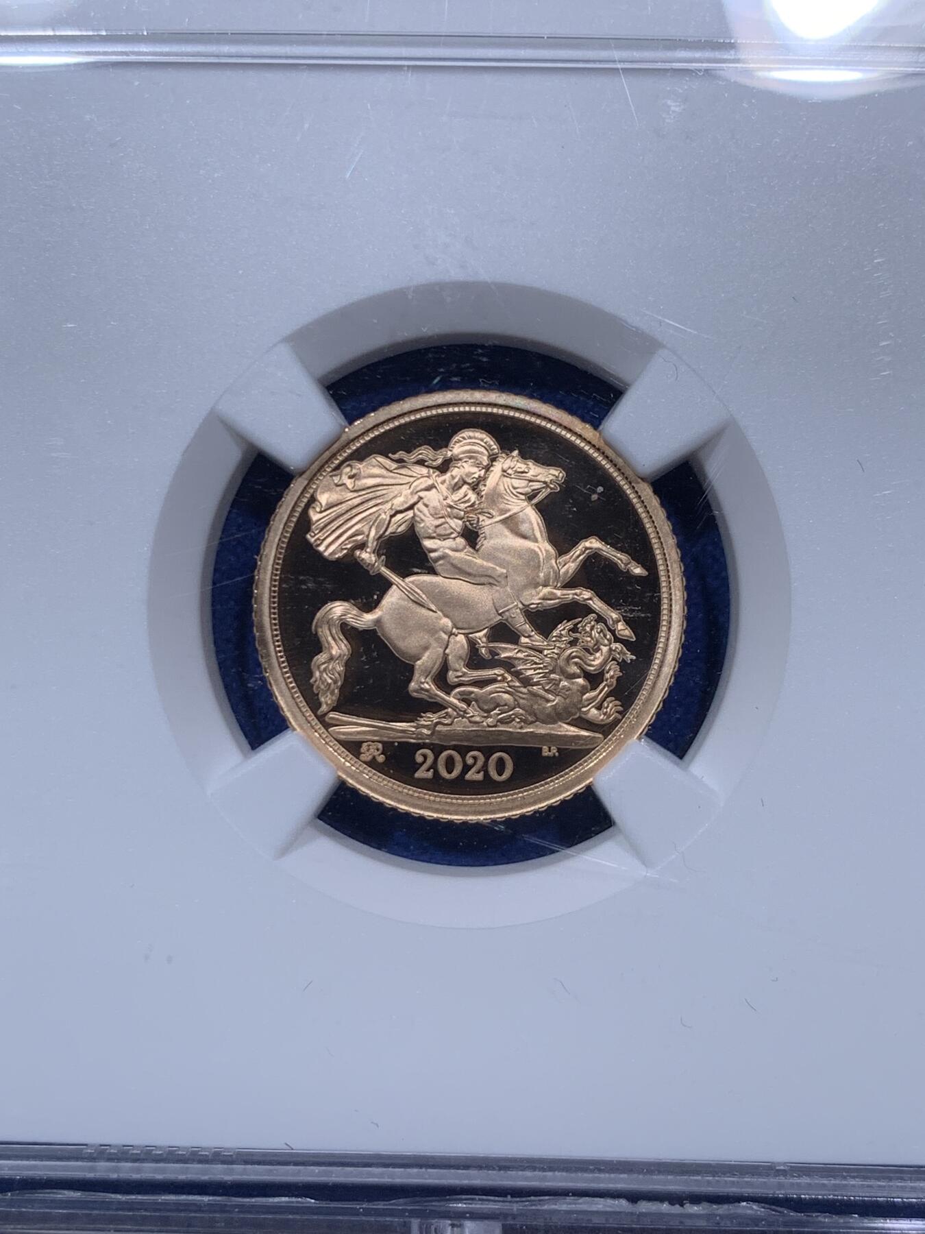 《竞宝斋》第292场- 周日，周一  2场连拍 （全场包邮） NGC PF69-70UC 英国 2020年 乔治三世200周年纪念索维林金币（4枚马剑金币套装总重30克，带钢琴漆木质原盒，限量600套，金价高企错过可惜！）