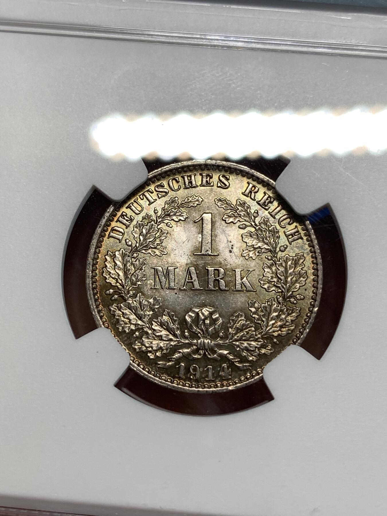 《竞宝斋》第292场- 周日，周一  2场连拍 （全场包邮） NGC MS64 德国1914-E 1马克银币 双面爆彩状态，玩彩的玩家不可错过的一颗。