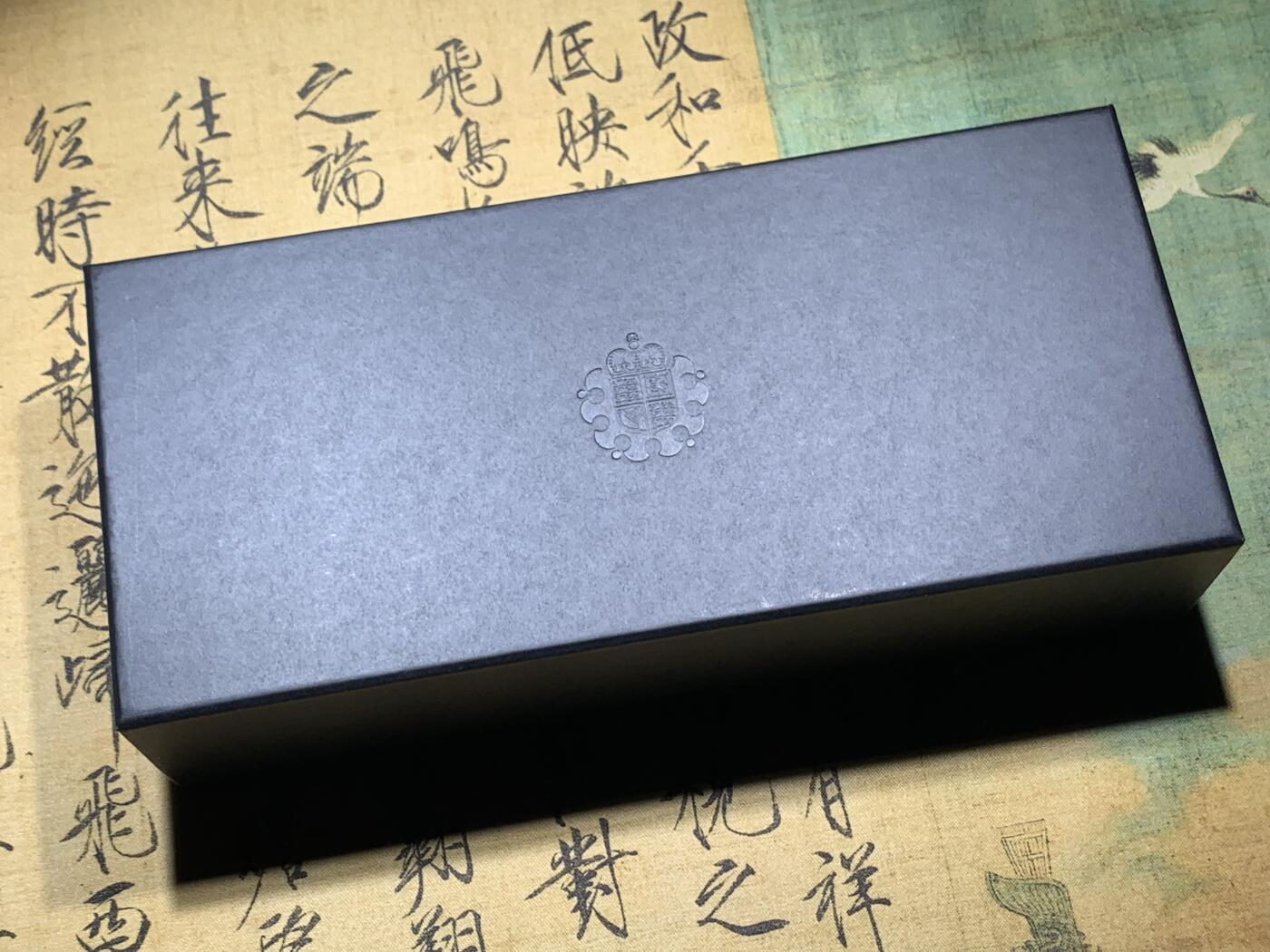 《竞宝斋》第292场- 周日，周一  2场连拍 （全场包邮） NGC PF69-70UC 英国 2020年 乔治三世200周年纪念索维林金币（4枚马剑金币套装总重30克，带钢琴漆木质原盒，限量600套，金价高企错过可惜！）