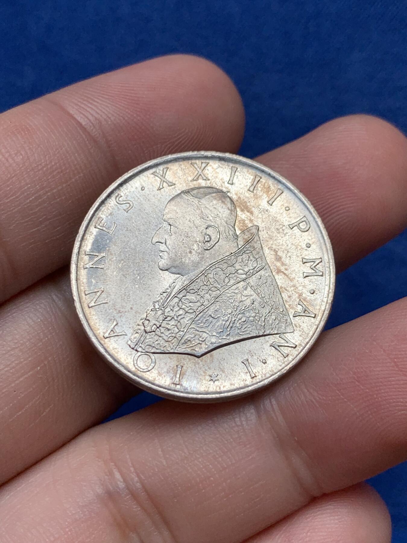 《竞宝斋》第292场- 周日，周一  2场连拍 （全场包邮） 梵蒂冈 1959年 500里拉 银币 原味车轮光 稀缺品种 发行量仅有三万枚