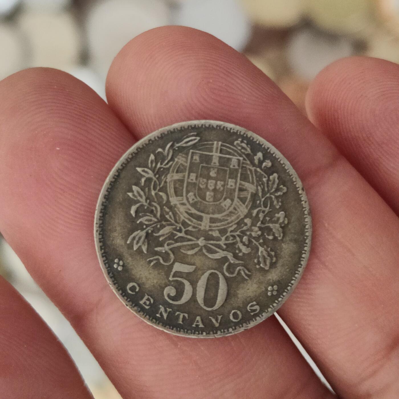 英雄古币捡漏专场第一期无押金可累计捡漏，全场50包邮，偏远地区除外。 葡萄牙