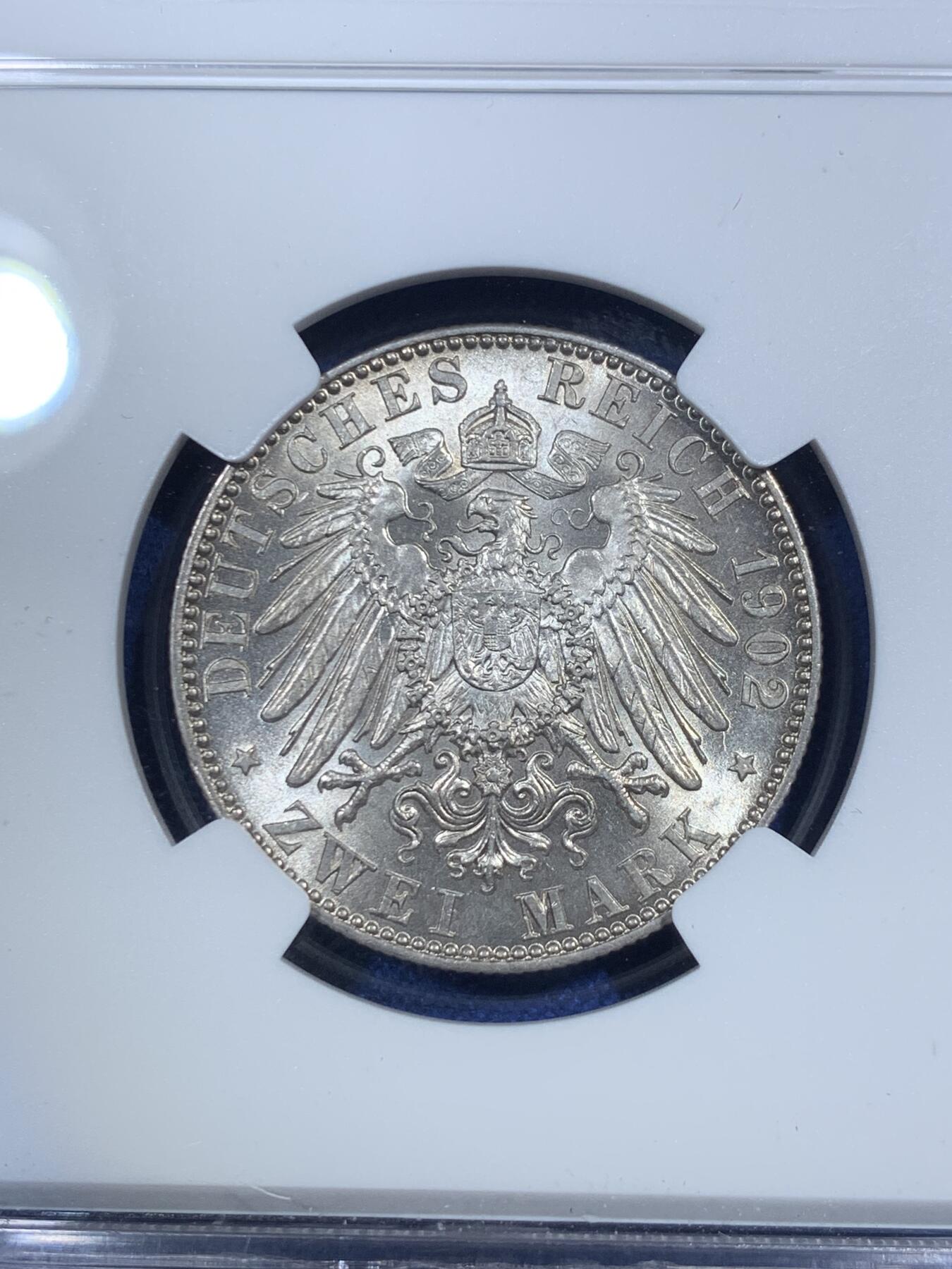 《竞宝斋》第292场- 周日，周一  2场连拍 （全场包邮） NGC MS64 德国1902年E版萨克森 阿尔伯特逝世 2马克银币