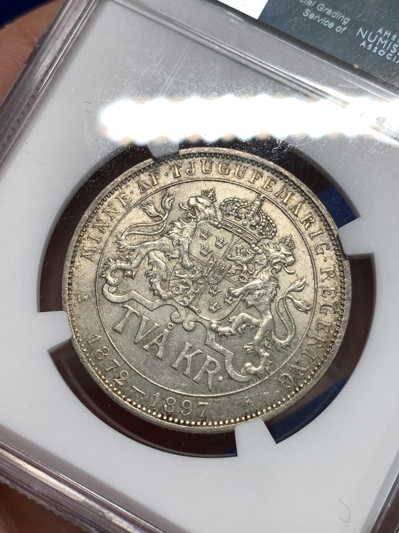 《竞宝斋》第292场- 周日，周一  2场连拍 （全场包邮） NGC MS63 瑞典 1897年 奥斯卡二世登基25周年纪念2克朗银币