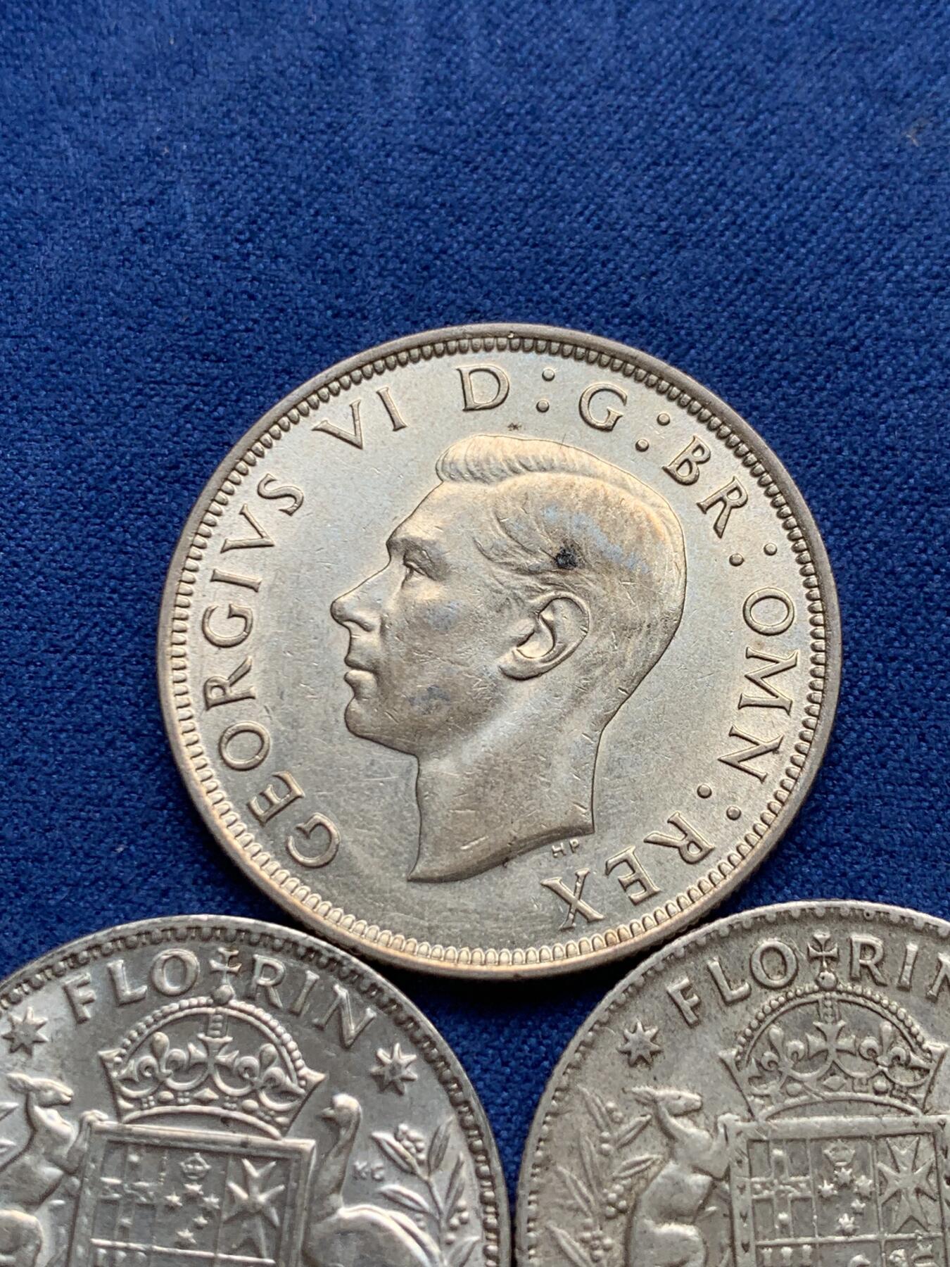 《竞宝斋》第292场- 周日，周一  2场连拍 （全场包邮） 3枚一组 英系银币 半克朗1枚+佛罗林2枚