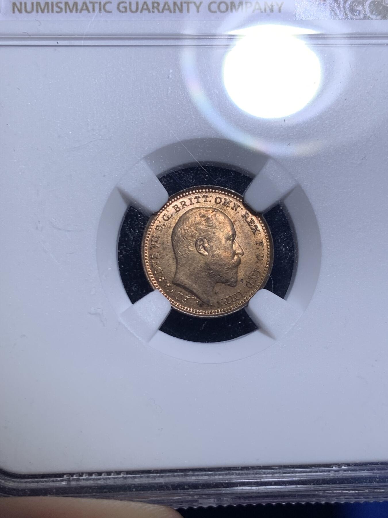 《竞宝斋》第292场- 周日，周一  2场连拍 （全场包邮） NGC MS63RB 英国1902年 爱德华七世1/3法新 底板光度很好 包浆和转光交相辉映