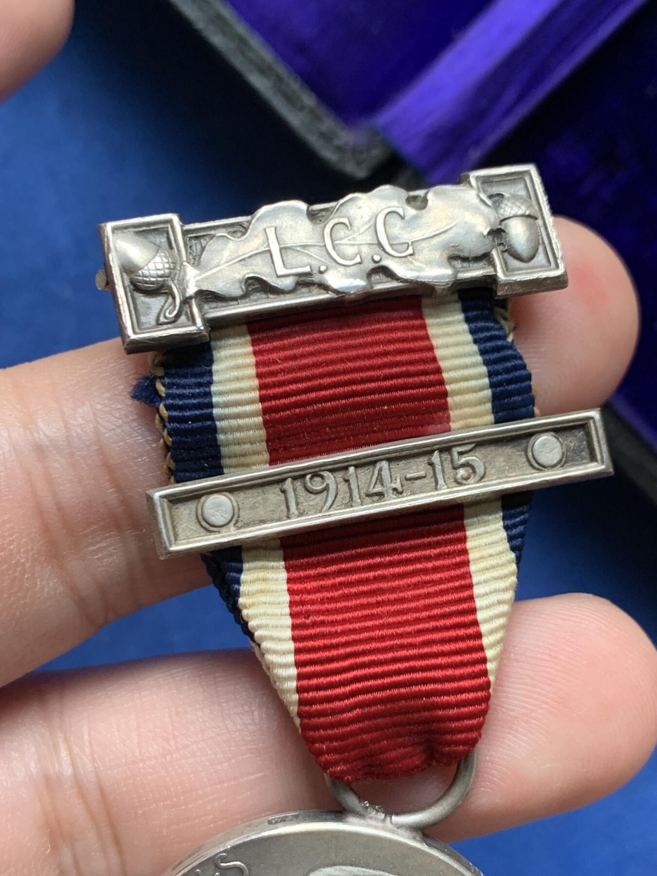 《竞宝斋》第292场- 周日，周一  2场连拍 （全场包邮） 伦敦郡议会1914-1915年 国王银质奖章  授予J.纽曼 带盒