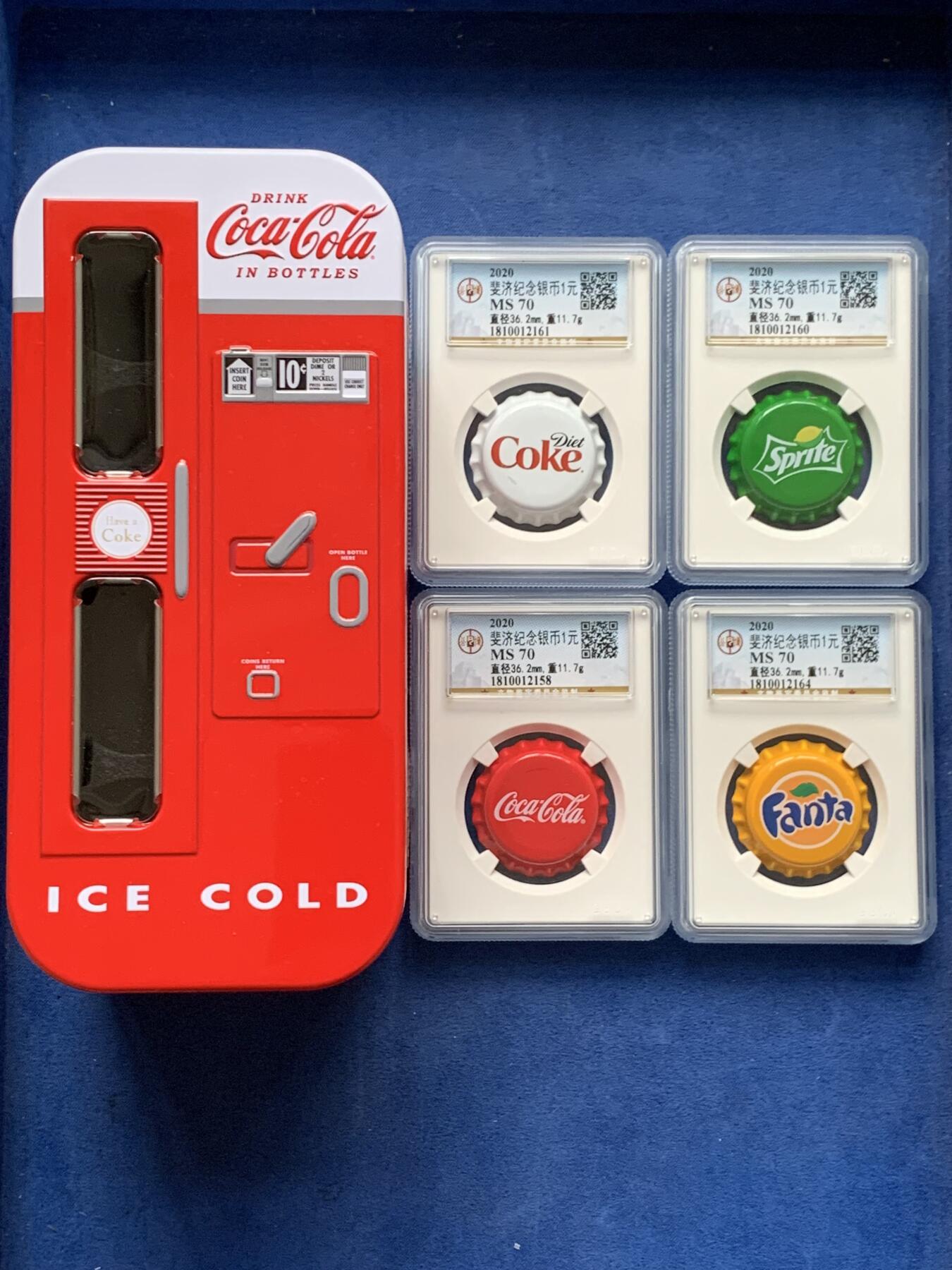 《竞宝斋》第292场- 周日，周一  2场连拍 （全场包邮） 4枚一套 2020年斐济可口可乐彩色银瓶盖系列（可口可乐中版，美版，芬达，雪碧）四色瓶盖，均为公博评级，MS70满分，盒证齐全