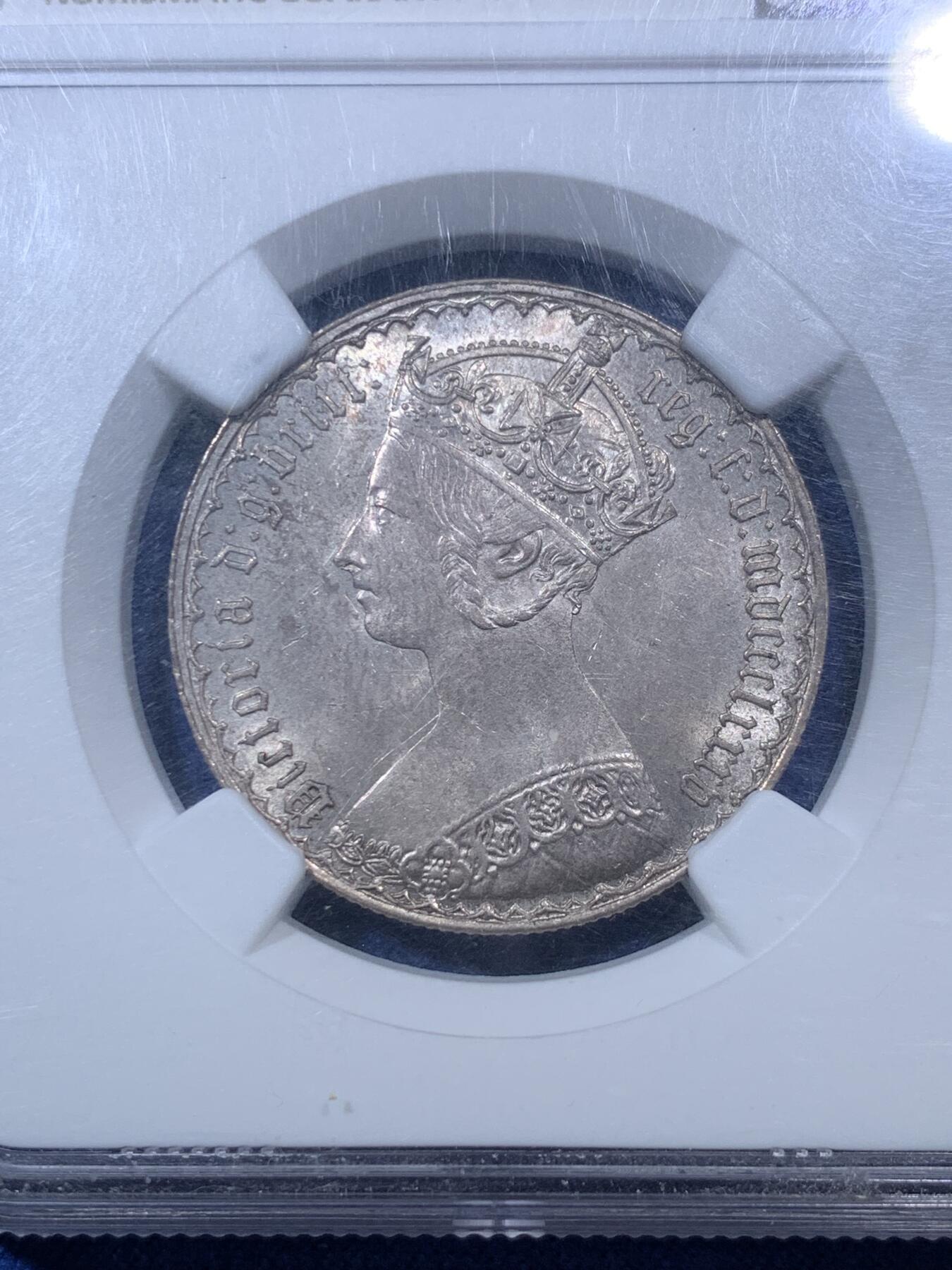 《竞宝斋》第293场- 周日，周一  2场连拍 （全场包邮） NGC MS63 英国维多利亚1885年哥特弗洛林银币，原转光品相极佳，哥特版本漂亮