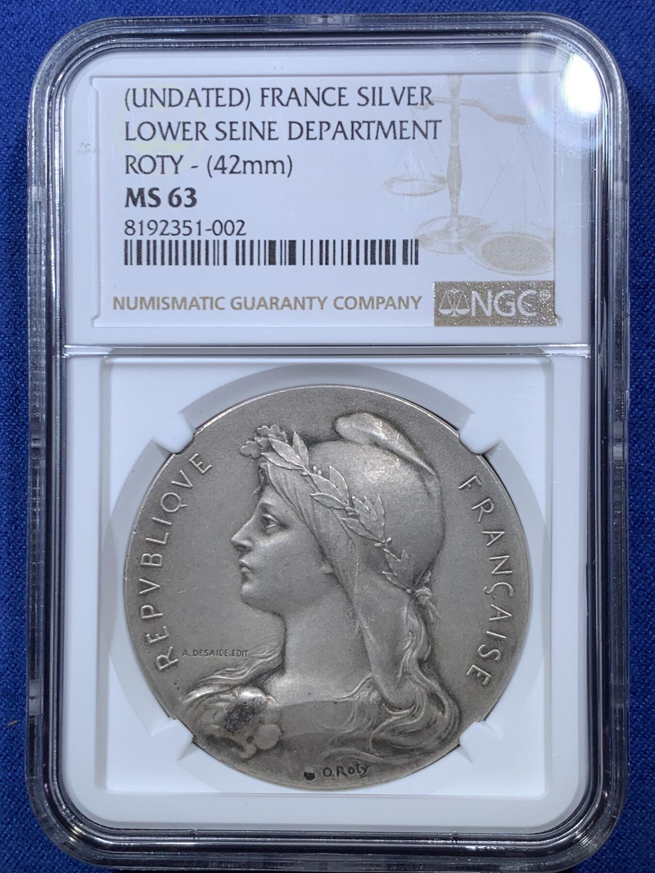 《竞宝斋》第293场- 周日，周一  2场连拍 （全场包邮） NGC MS63 法国Roty自由帽银章 极少见的高分 非常漂亮 加厚盒装