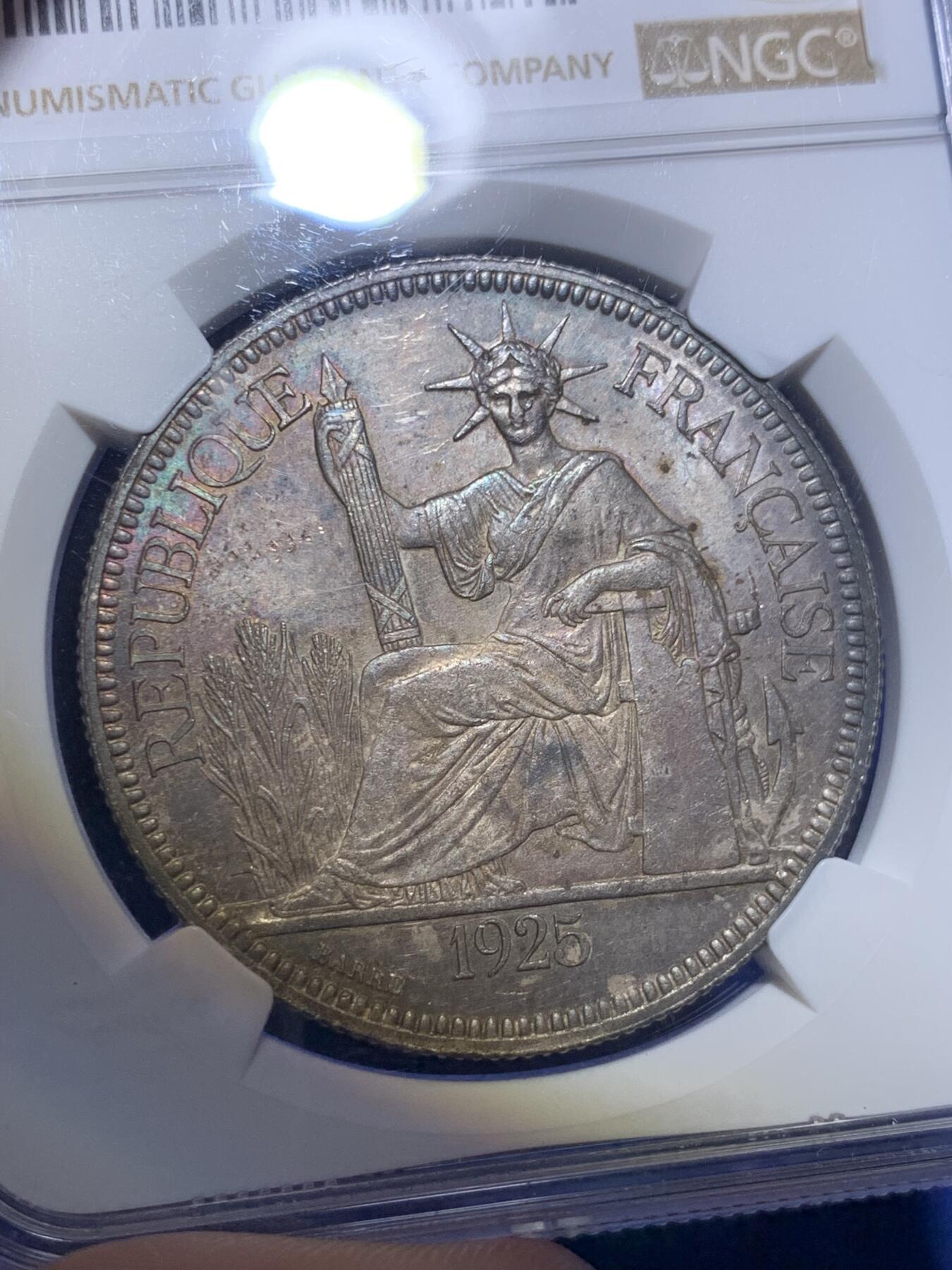 《竞宝斋》第293场- 周日，周一  2场连拍 （全场包邮） NGC UNCD 法属印支1925年坐洋1皮阿斯特银币 人像高点非常好