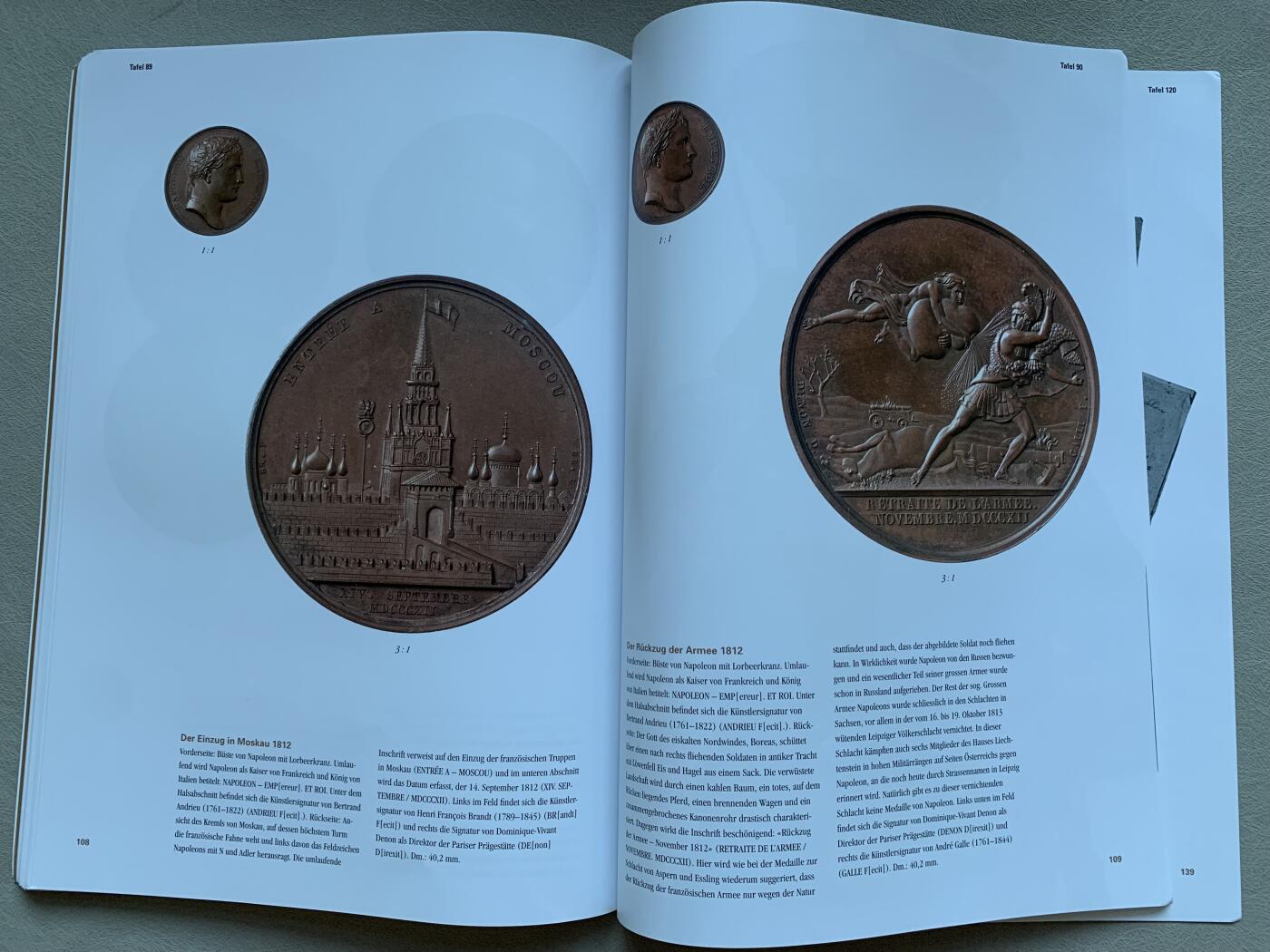 《竞宝斋》第293场- 周日，周一  2场连拍 （全场包邮） 拿破仑集藏章目录 全彩色  照片藏品全部来源博物馆 拿章必备用书 A4纸大小 全彩页