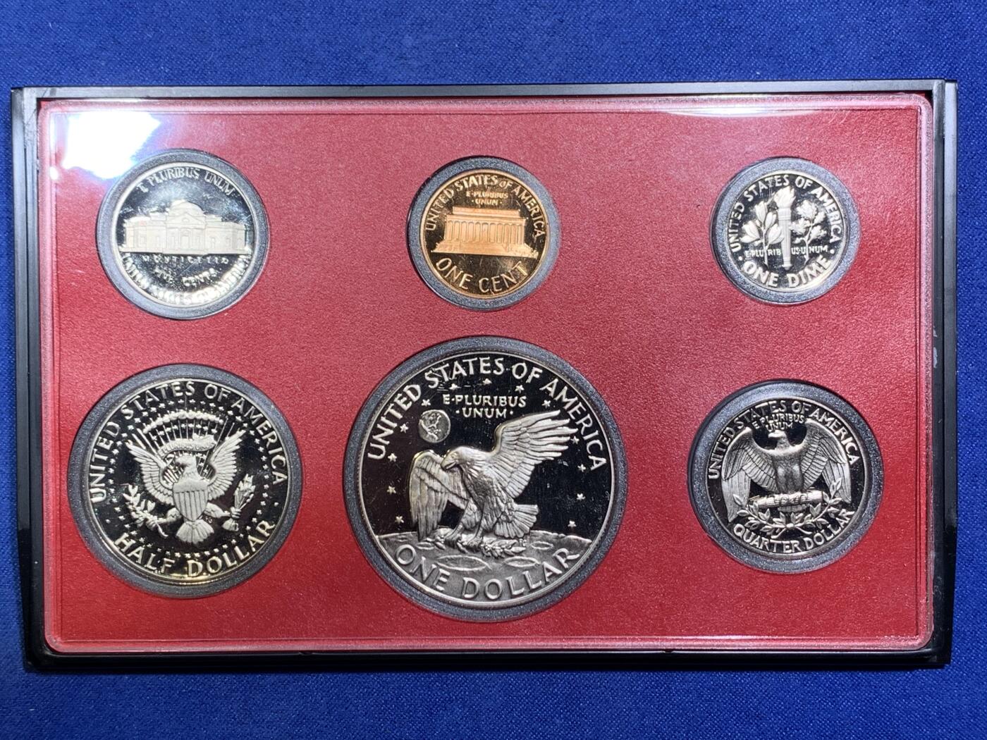 《竞宝斋》第293场- 周日，周一  2场连拍 （全场包邮） 美国1978年精致套币