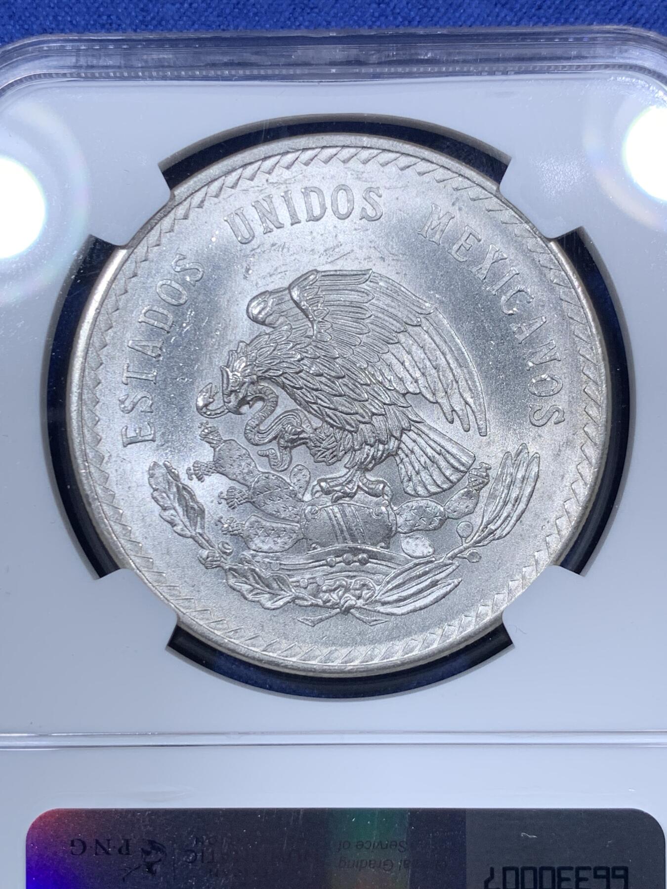 《竞宝斋》第293场- 周日，周一  2场连拍 （全场包邮） NGC MS64 墨西哥1948年玛雅酋长5比索鹰洋大银币