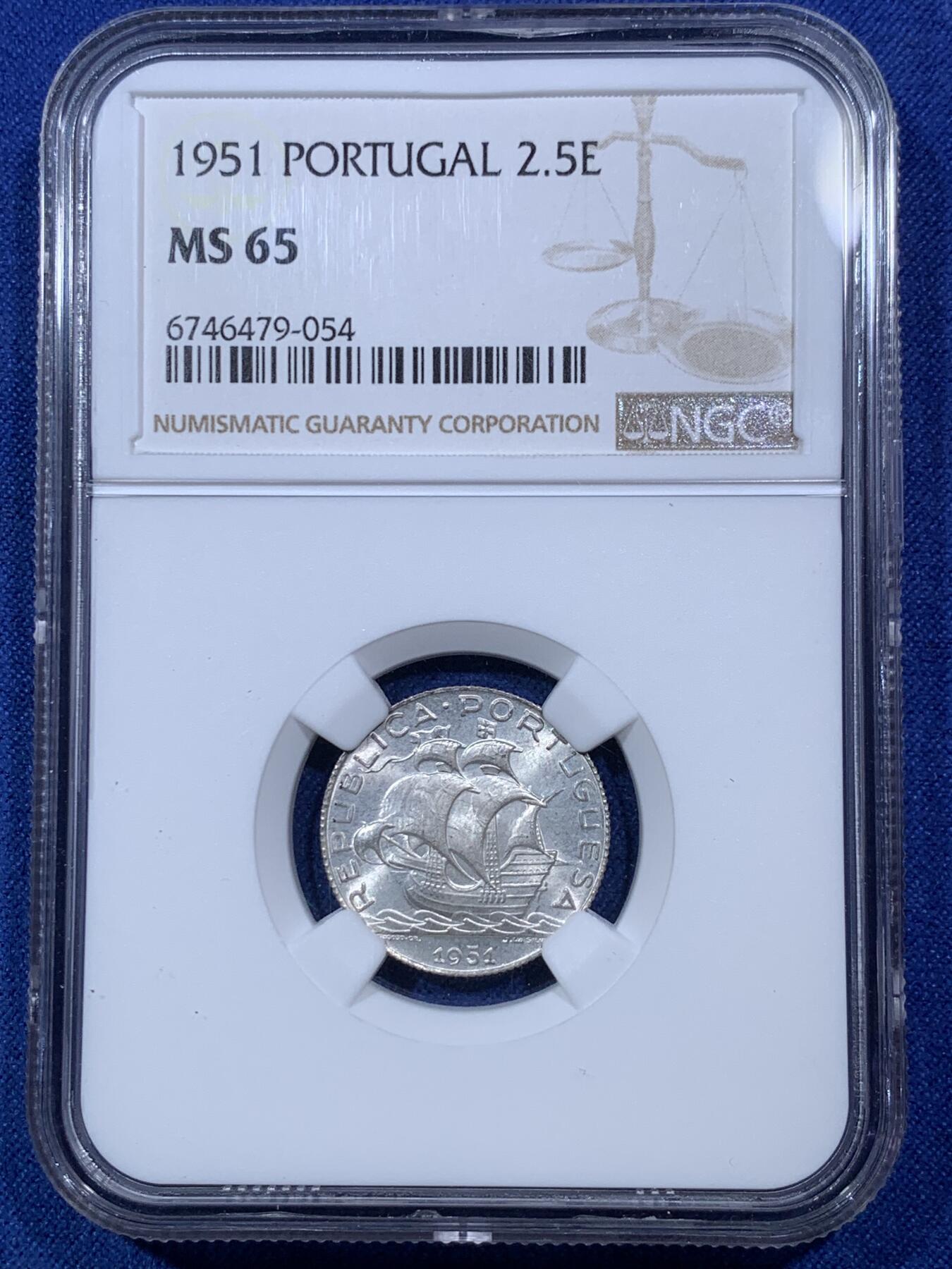 《竞宝斋》第293场- 周日，周一  2场连拍 （全场包邮） NGC MS65 葡萄牙1951年帆船2.5埃斯库多银币 高分好品