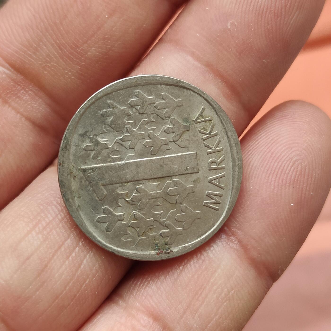 英雄古币捡漏专场第一期无押金可累计捡漏，全场50包邮，偏远地区除外。 芬兰