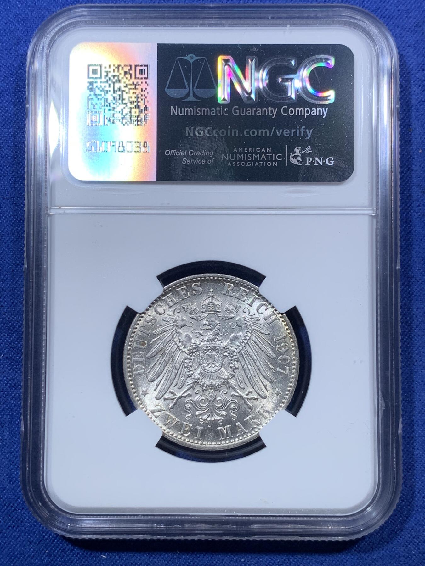 《竞宝斋》第293场- 周日，周一  2场连拍 （全场包邮） NGC MS64 德国巴登1907年大公逝世纪念2马克银币