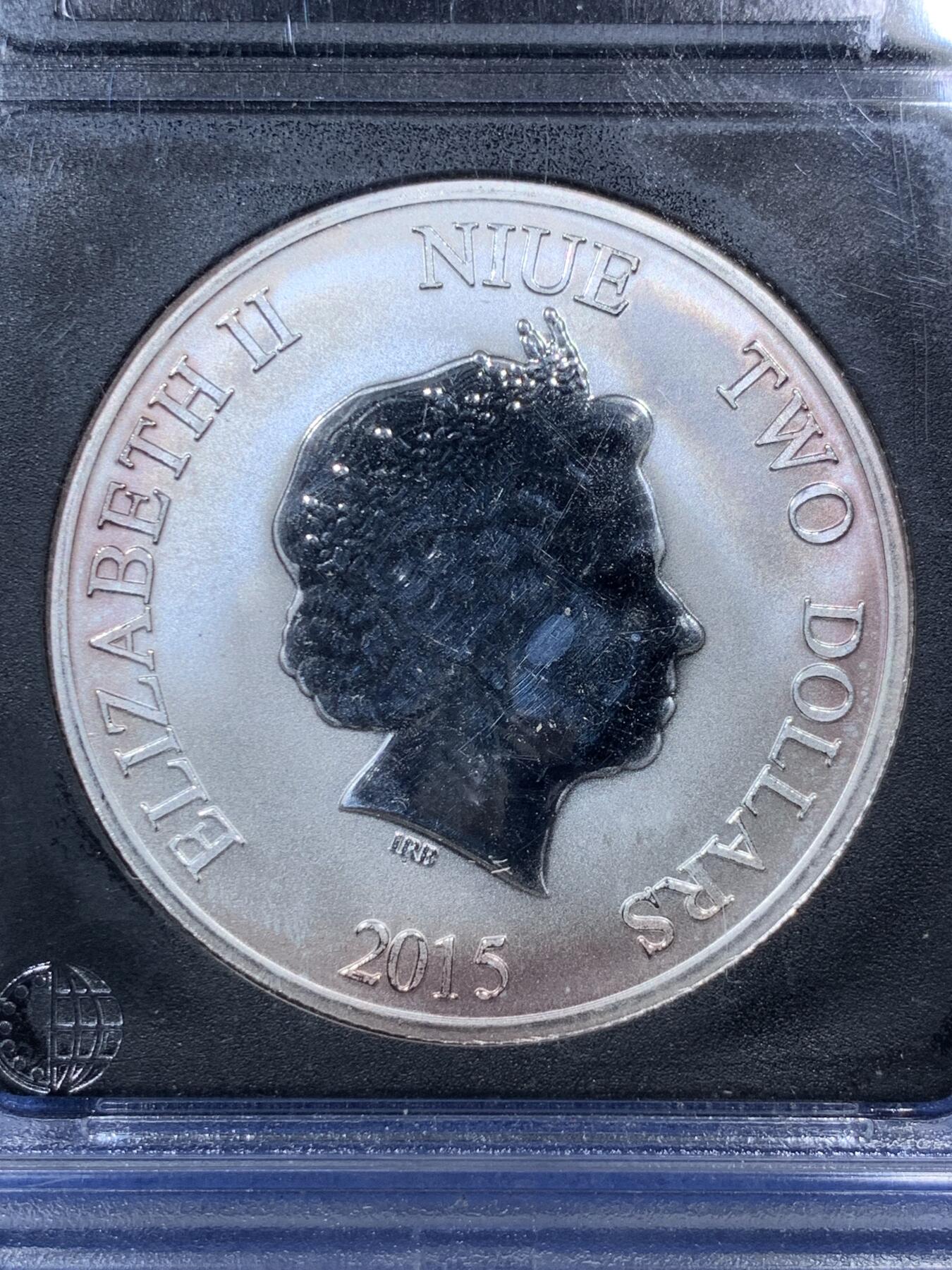 《竞宝斋》第293场- 周日，周一  2场连拍 （全场包邮） 国外评级封装 BU等级 纽埃 2015年 海龟一盎司999精制银币 少见品种 评级未流通好品认证 自然五彩特别好看 实物更美