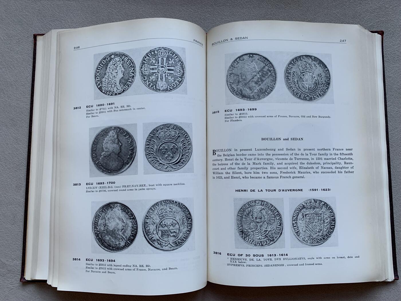 《竞宝斋》第293场- 周日，周一  2场连拍 （全场包邮） 达文波特欧洲克朗1600-1700目录，NGC和PCGS评级参考目录，达文波特欧洲目录第一难点，十分罕见。精装633页。