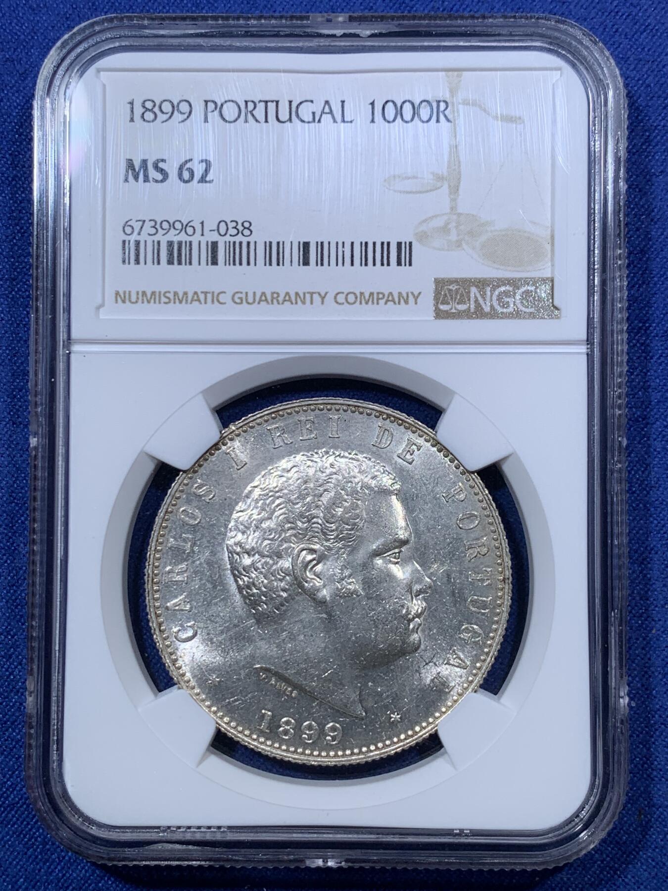 《竞宝斋》第293场- 周日，周一  2场连拍 （全场包邮） NGC MS62 葡萄牙1899年卡洛斯一世1000瑞斯大银币 葡萄牙本土大面值银币 正面转光 背面深打
