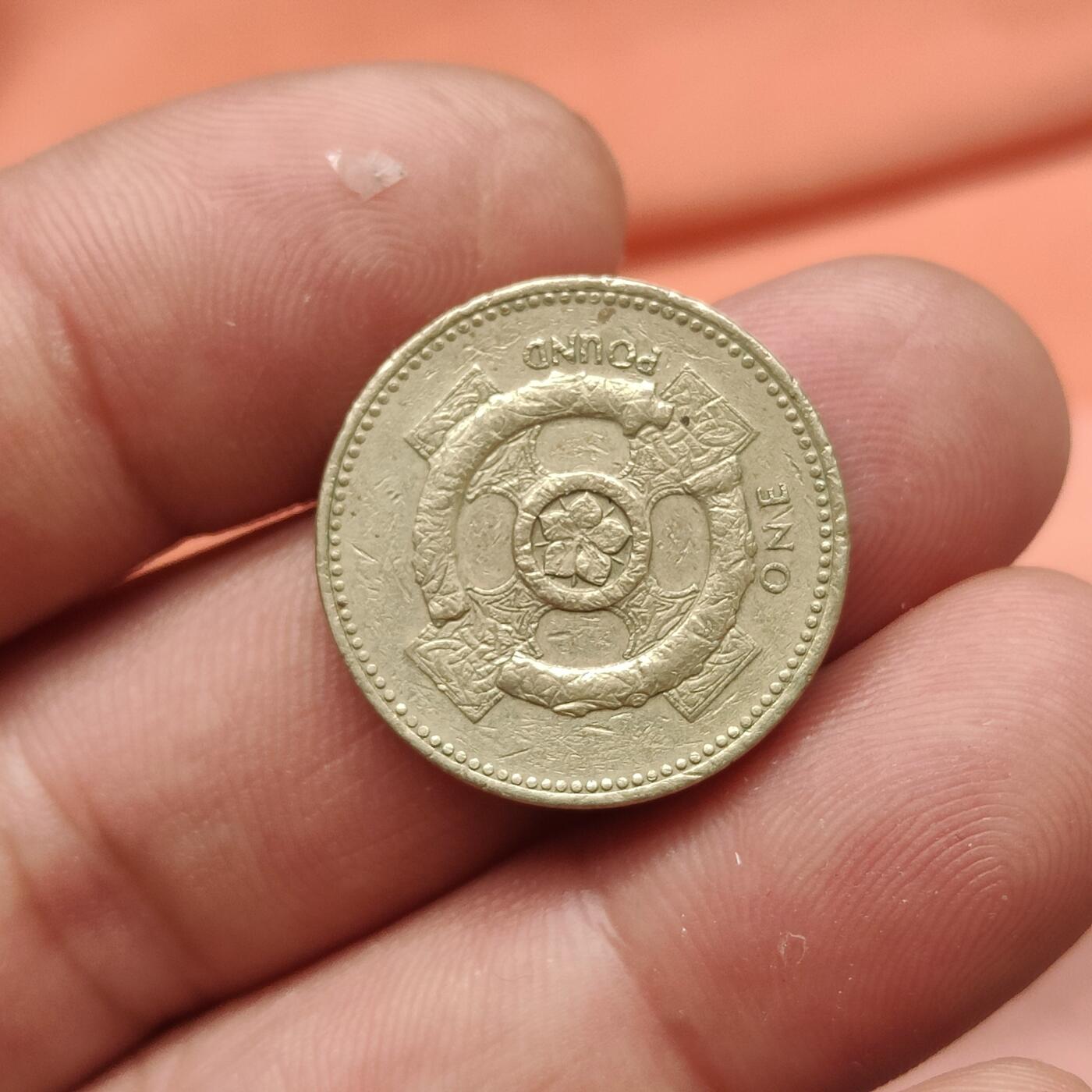 英雄古币捡漏专场第一期无押金可累计捡漏，全场50包邮，偏远地区除外。 英国英镑