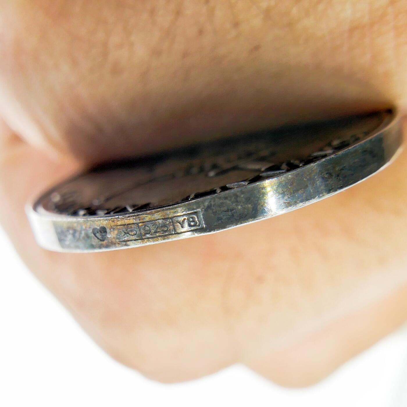 勋章奖章交易所8月4日拍卖 芬兰白玫瑰奖章，银质带标