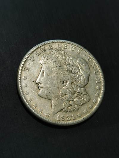 臻藏泉阁国内外钱币 - 美国摩根一美元银币