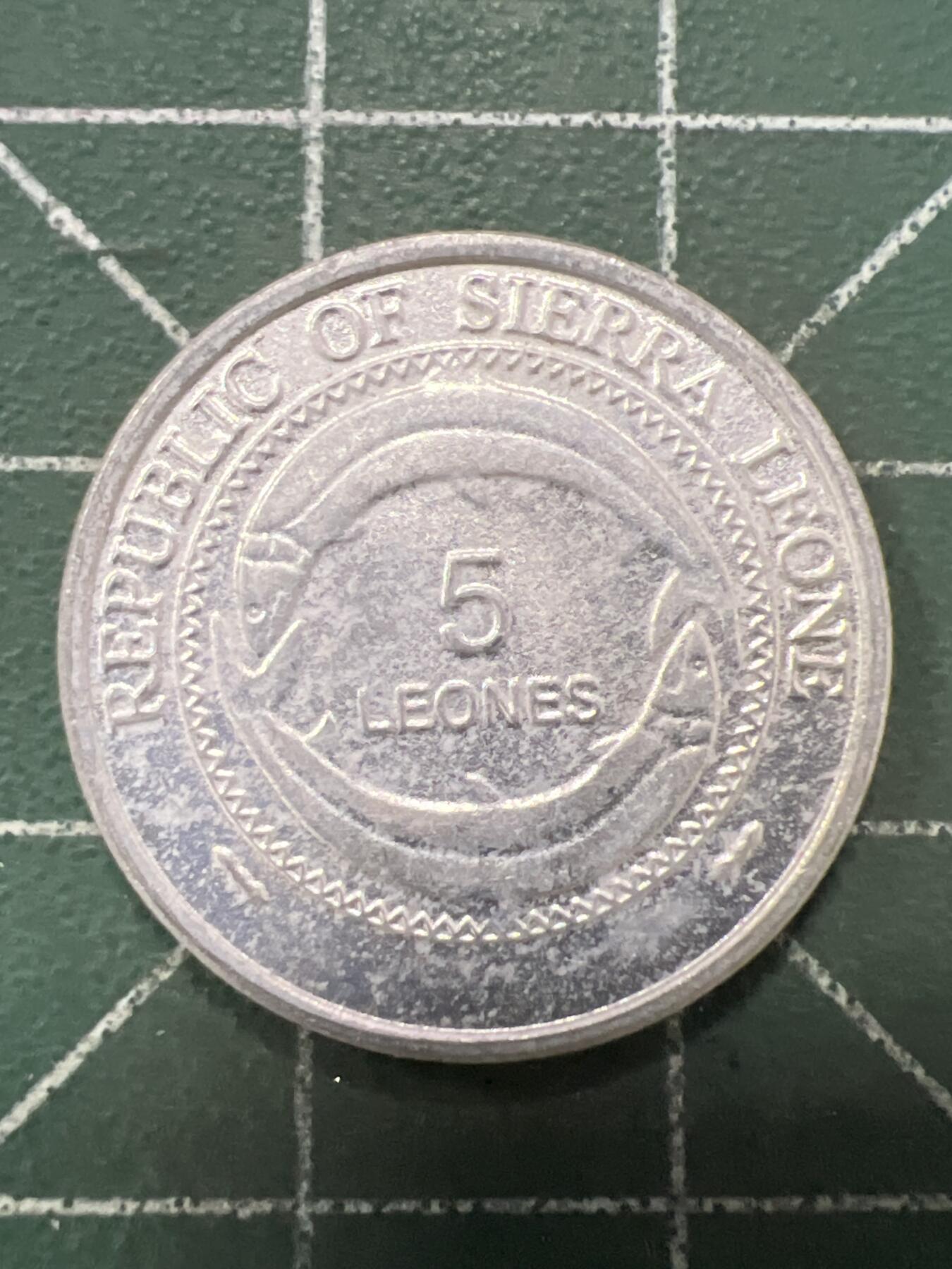 第668期 硬币专场 （无押金，捡漏，全场50包邮，偏远地区除外，接收代拍业务，本店十天发一次货） 塞拉利昂5利昂