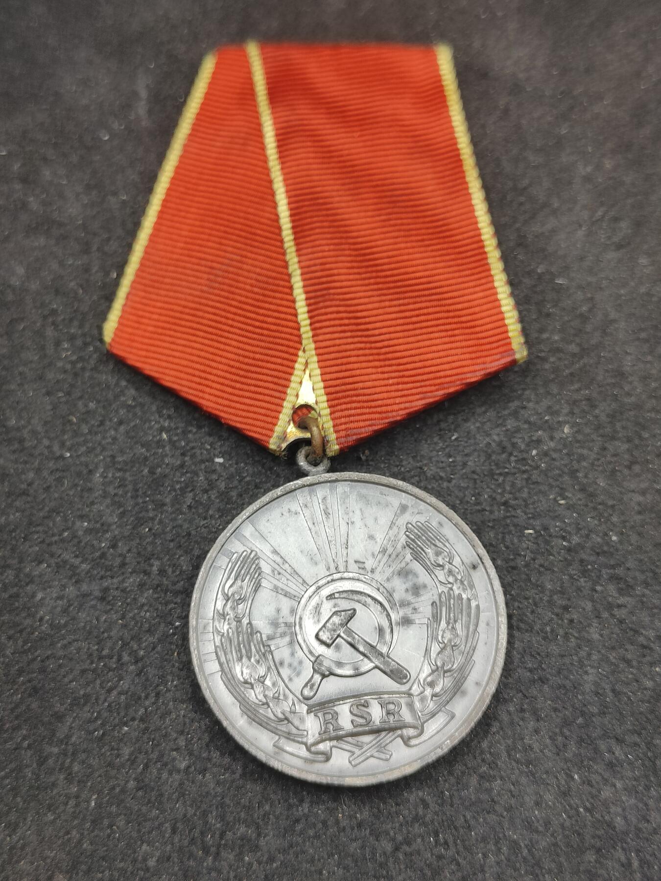 全场0元起拍 第179期 咸鱼国勋章拍卖专场 8月4日（周日）下午6：00开始 罗马尼亚劳动奖章