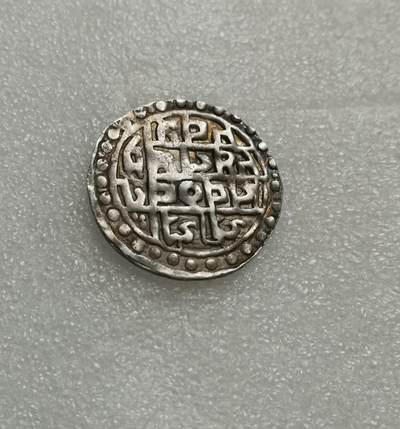 瓶子🏺第152期拍卖会 - 印度土邦古代钱币SE1477年公元1555年库奇比哈尔邦打制银币馈赠卢比 稀少品种  10.1克