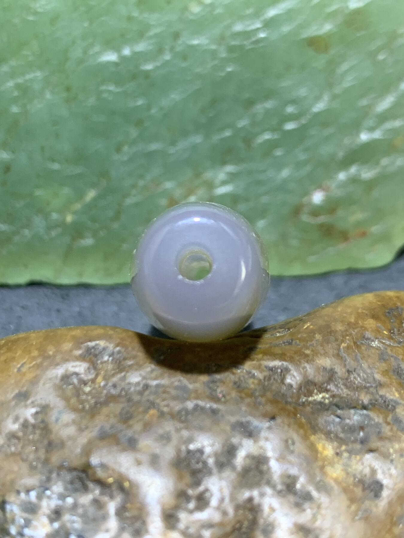 精美亚光高玉化巴西玛瑙手工俏色巧雕无相佛桶珠一个！