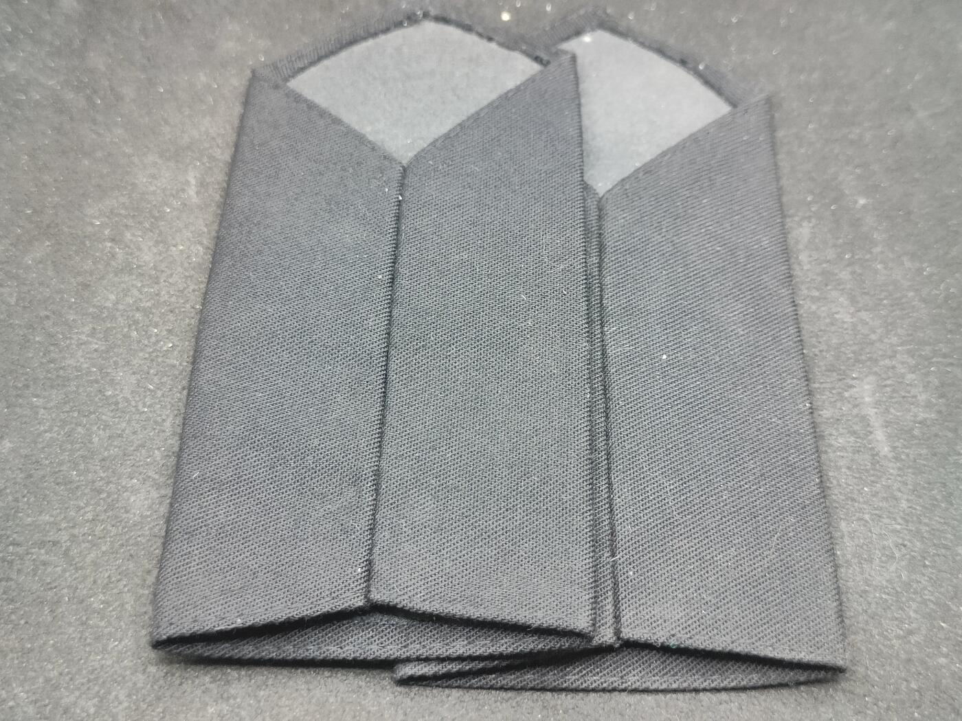 全场0元起拍 第179期 咸鱼国勋章拍卖专场 8月4日（周日）下午6：00开始 英国狱警肩章