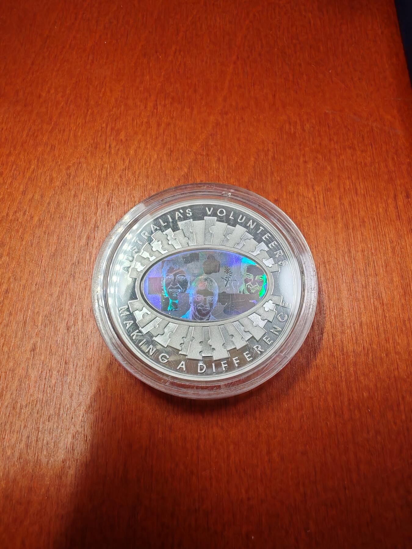 长老汇龙年精选第十五场拍卖 2003澳大利亚志愿者5澳元全系精制银币，盒证全