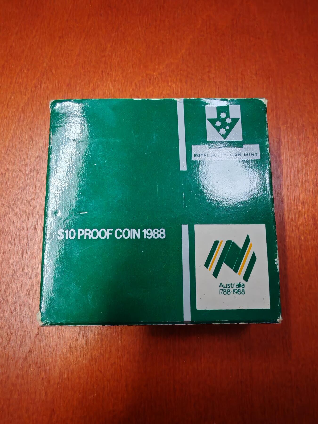 长老汇龙年精选第十五场拍卖 1988澳大利亚菲利普总督登陆10澳元精制银币，盒证全
