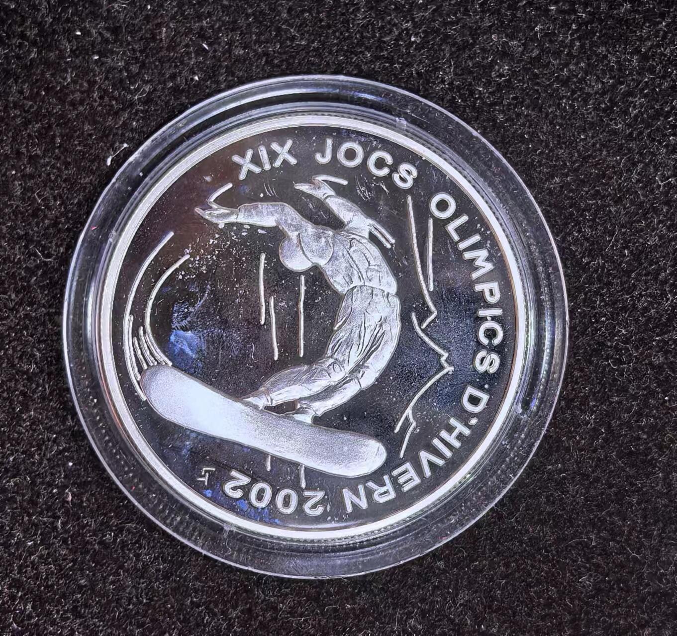 北京马甸外国币专卖微拍第124期，外国金银币专场，陆续上新，欢迎关注 2002年安道尔纪念盐湖城冬奥会1盎司精制银币