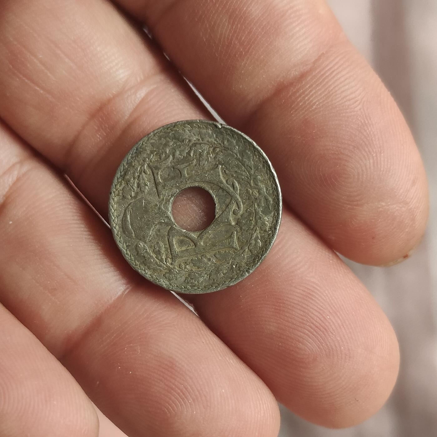 英雄古币捡漏专场第一期无押金可累计捡漏，全场50包邮，偏远地区除外。 法国
