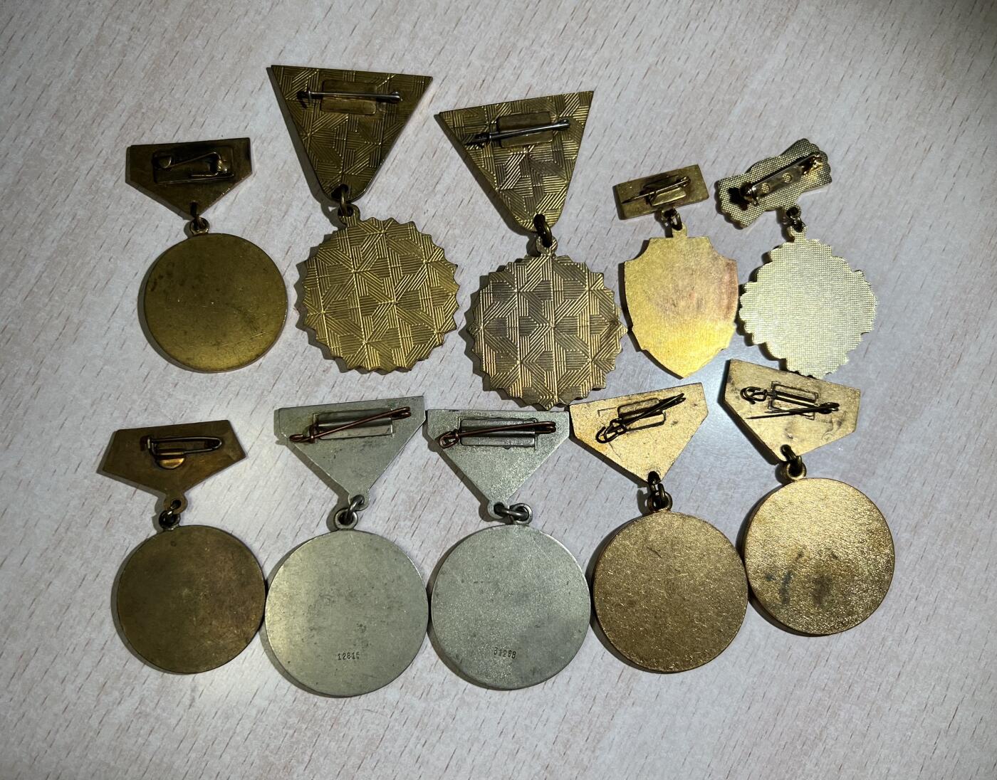 大猫徽章拍卖 第252期 蒙古奖章10枚