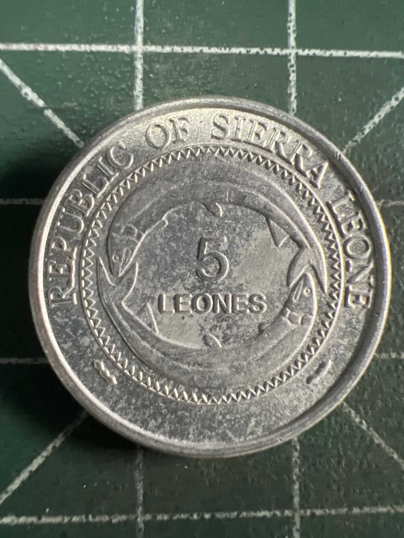 第669期 硬币专场 （无押金，捡漏，全场50包邮，偏远地区除外，接收代拍业务，本店十天发一次货） 塞拉利昂5利昂