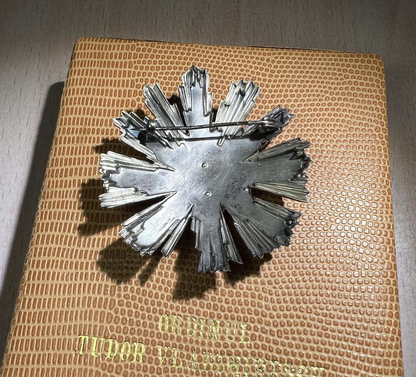 大猫徽章拍卖 第252期 罗马尼亚四五级图多尔·弗拉迪米列斯库勋章