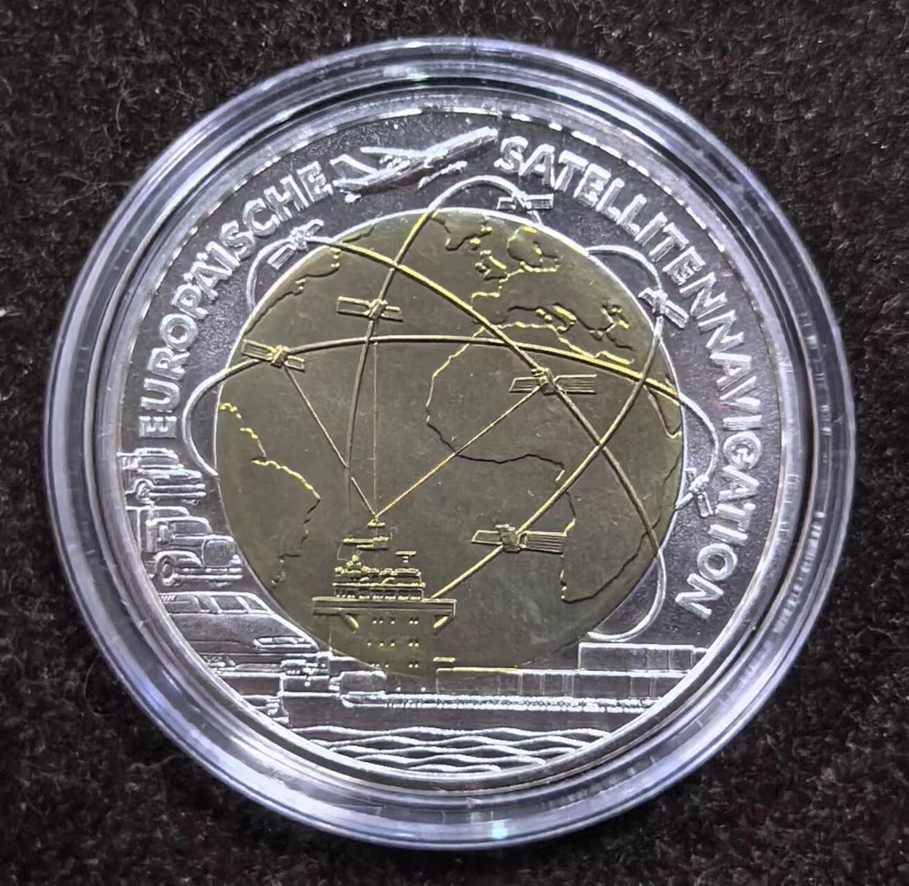 北京马甸外国币专卖微拍第124期，外国金银币专场，陆续上新，欢迎关注 2006年奥地利欧洲卫星导航银铌双金属纪念币，