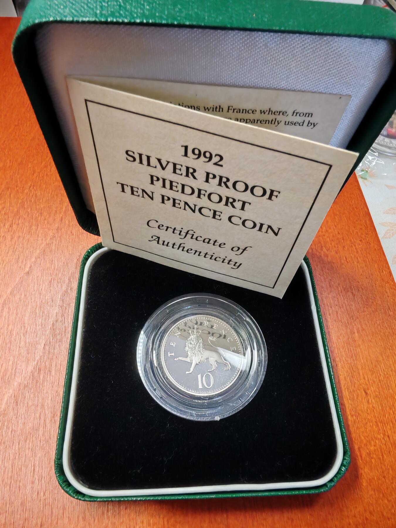 长老汇龙年精选第十六场拍卖 1992英国10便士精制加厚银币，盒证全